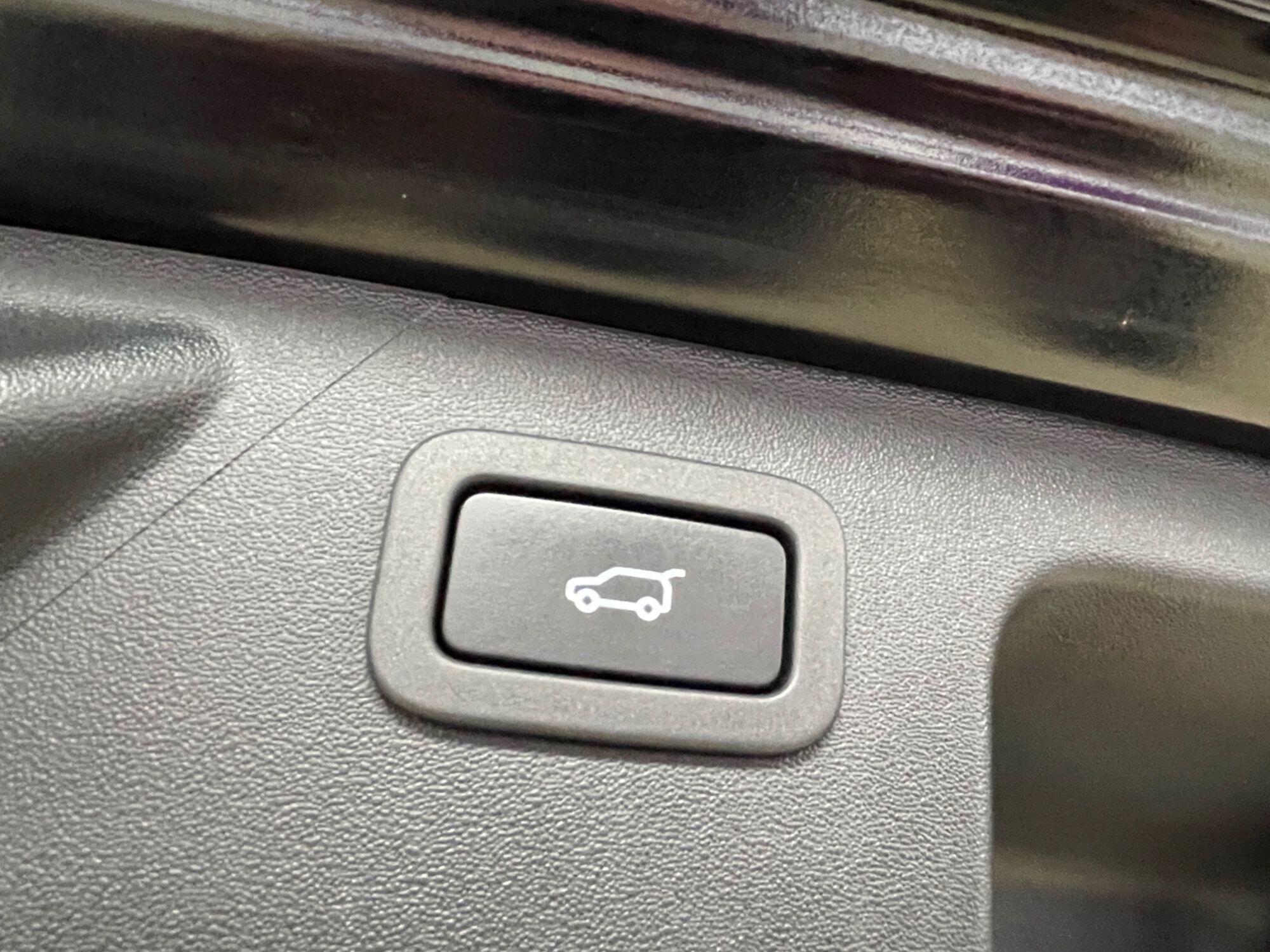 Land Rover DISCOVERY SPORT - Image 19