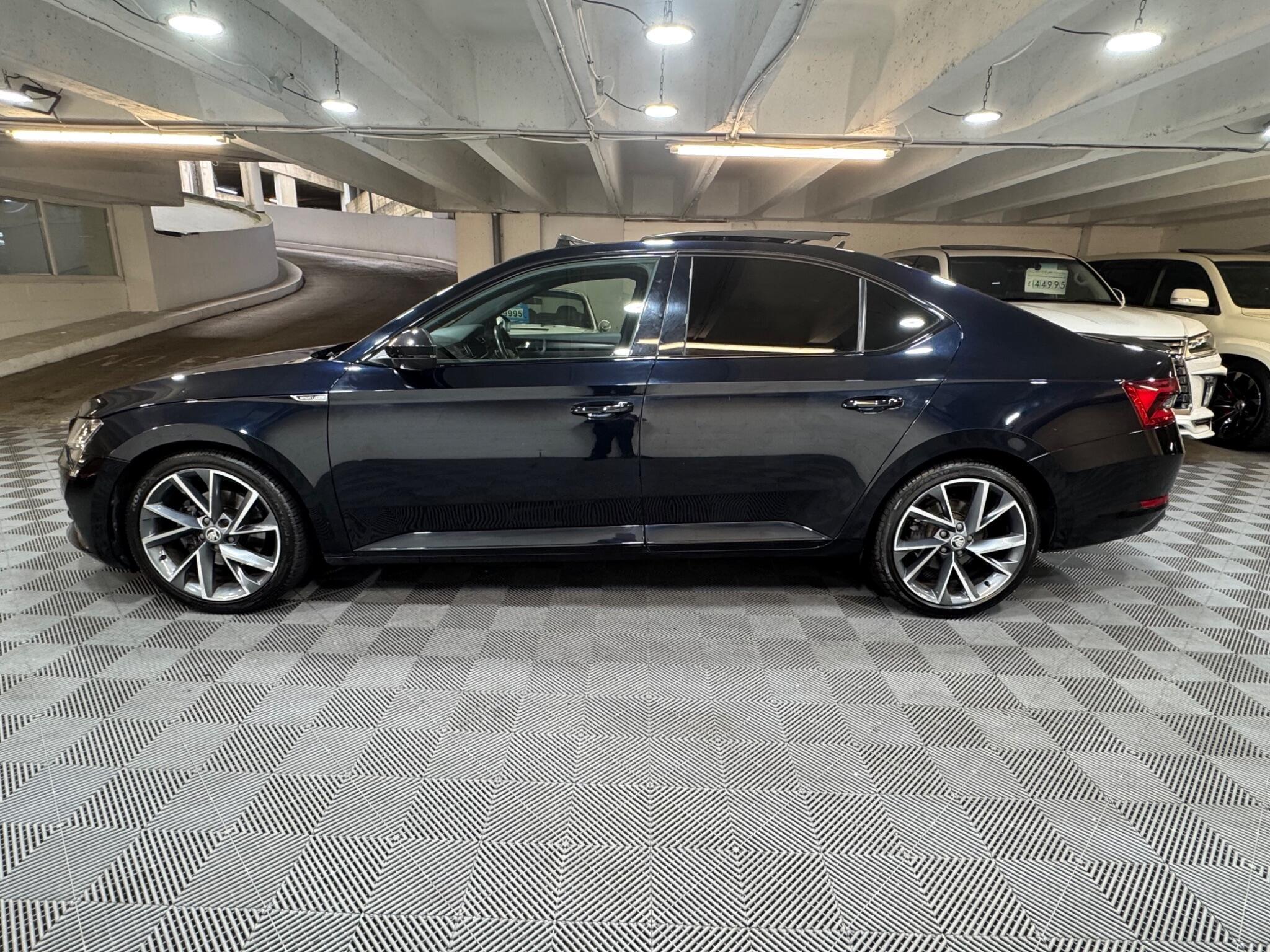 Skoda Superb - Image 2