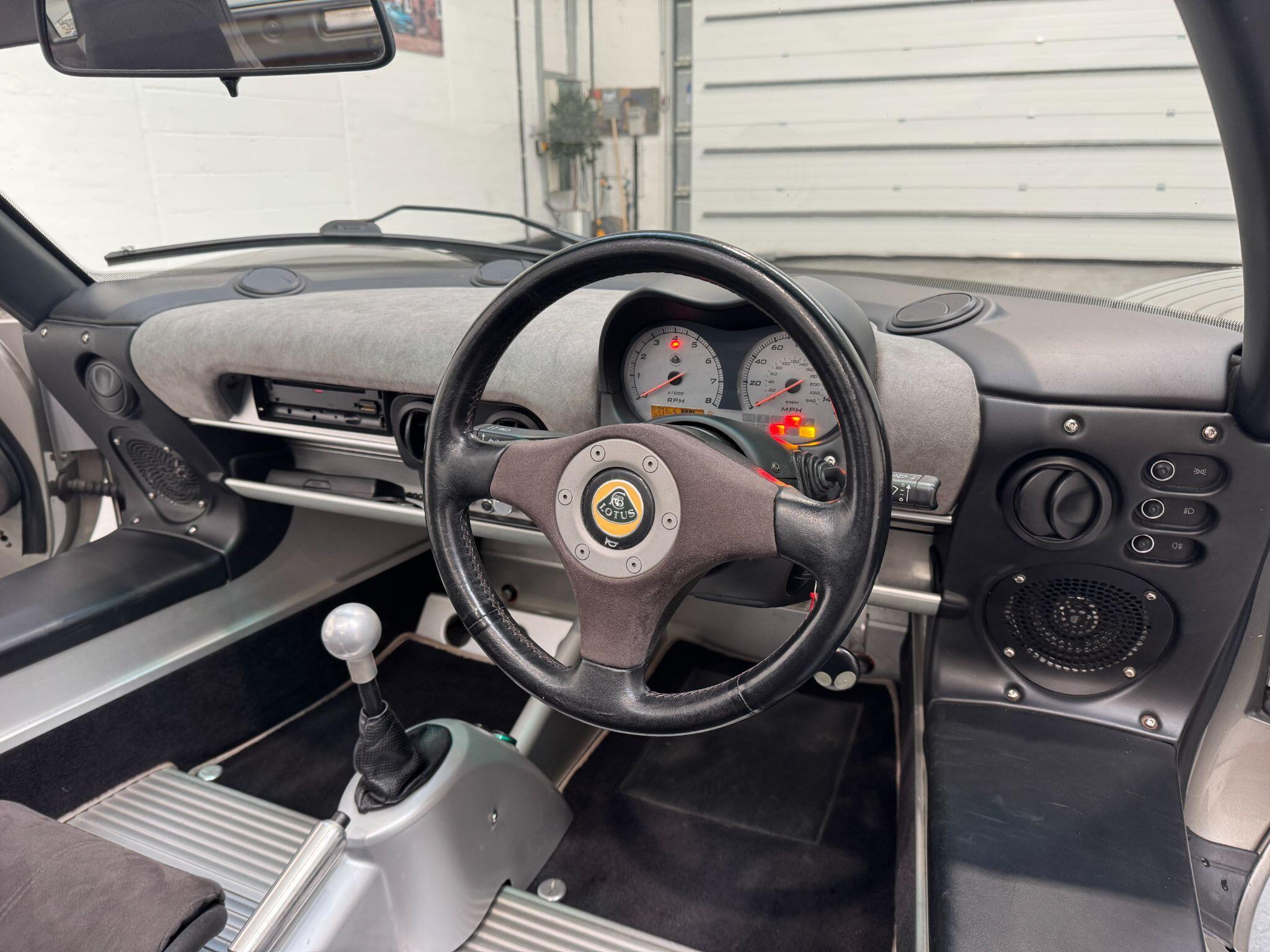 Lotus Elise - Image 18