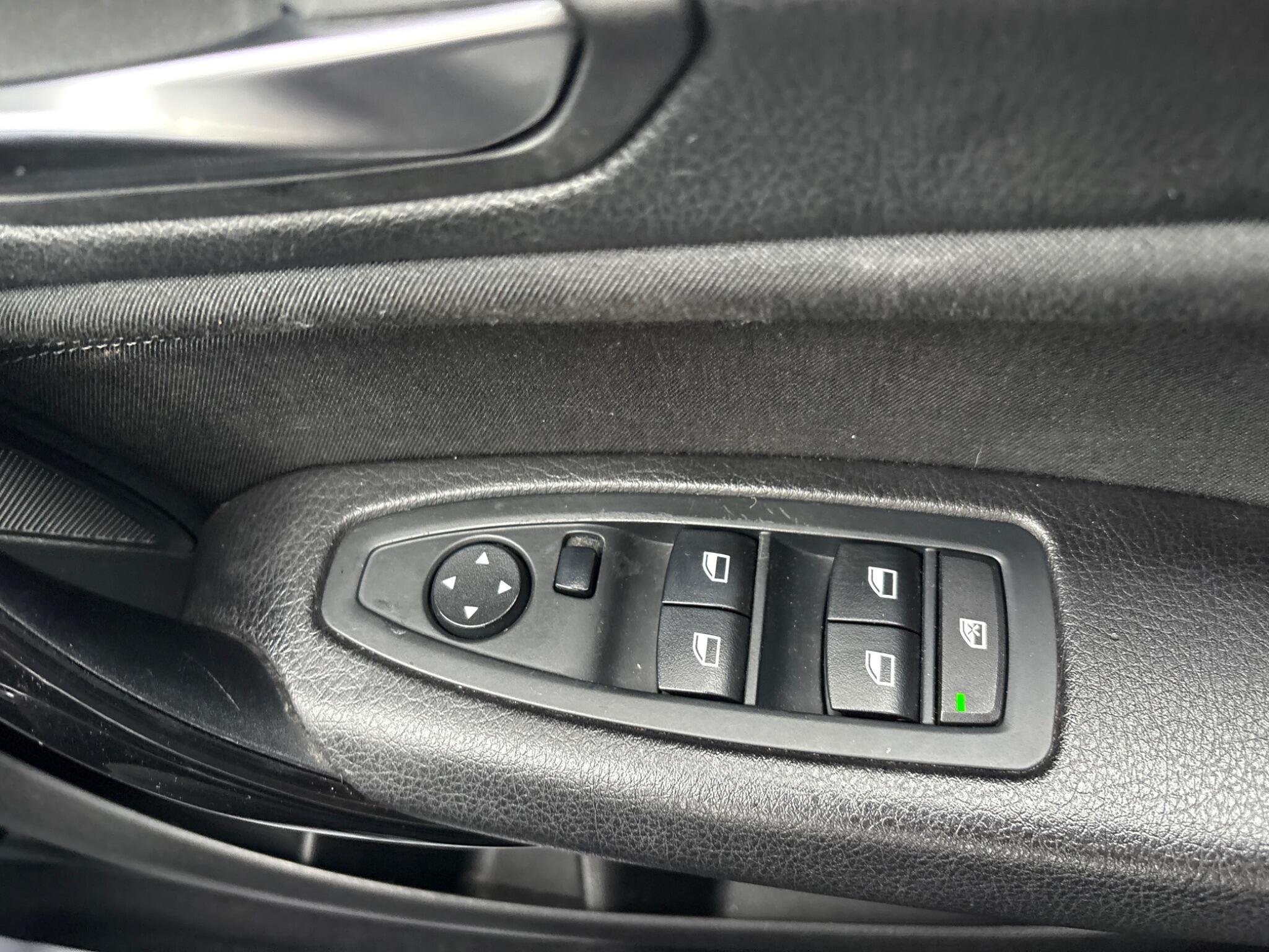 BMW 1 Series - Image 29