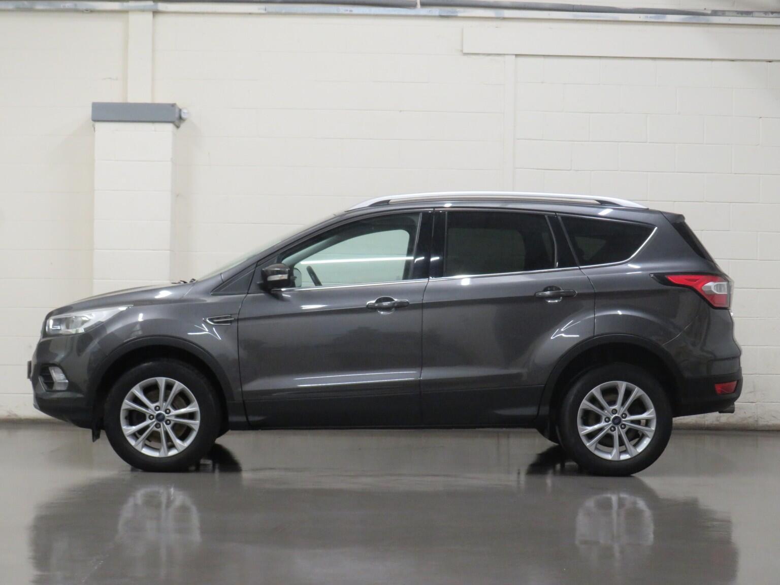 Ford Kuga - Image 6