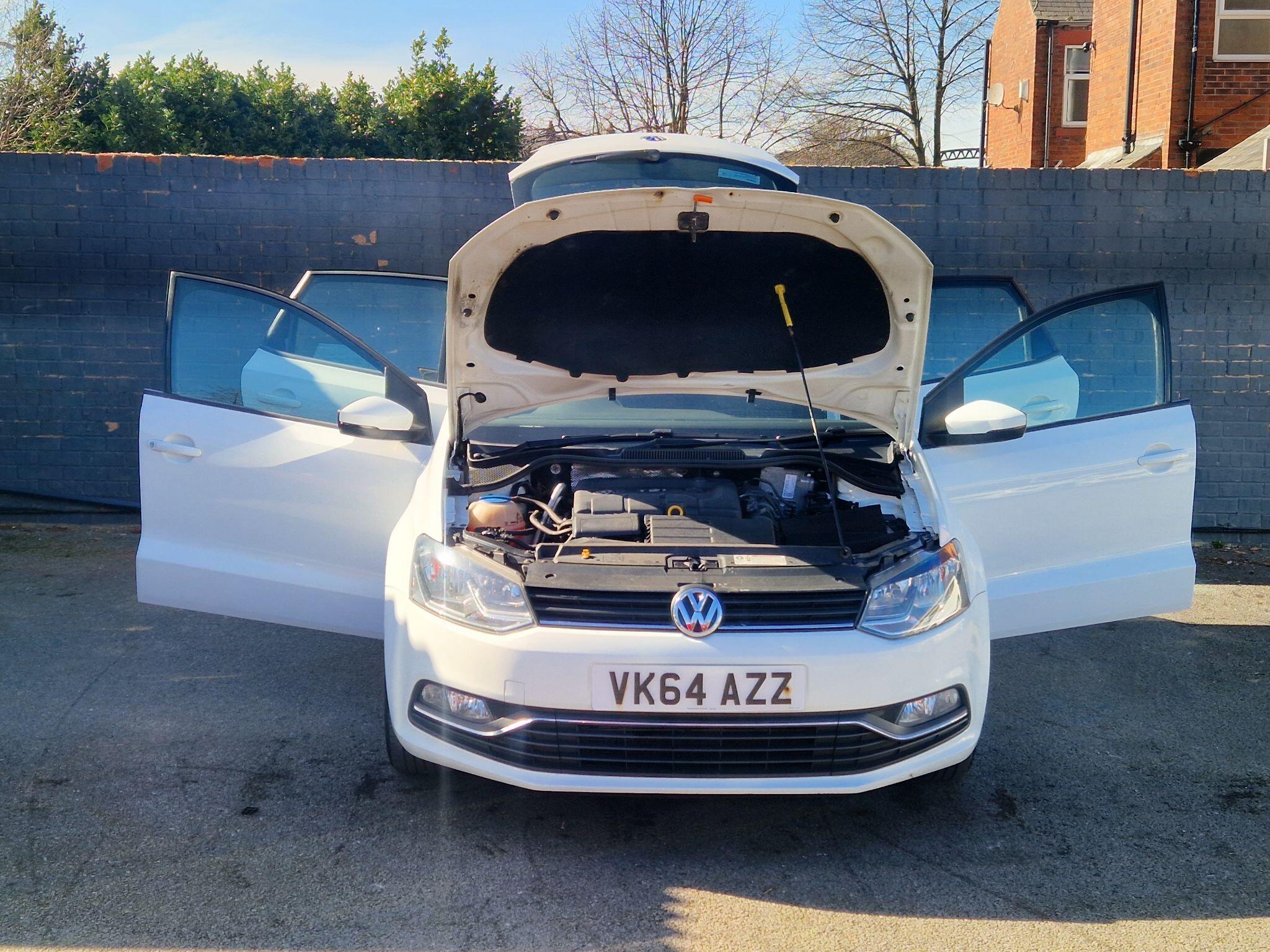 Volkswagen Polo - Image 12