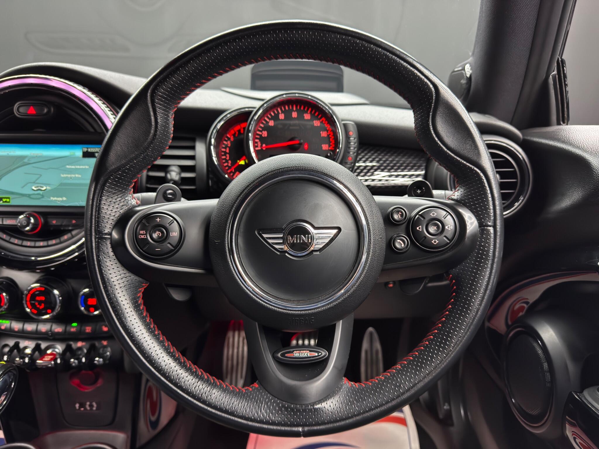 MINI Hatch - Image 17