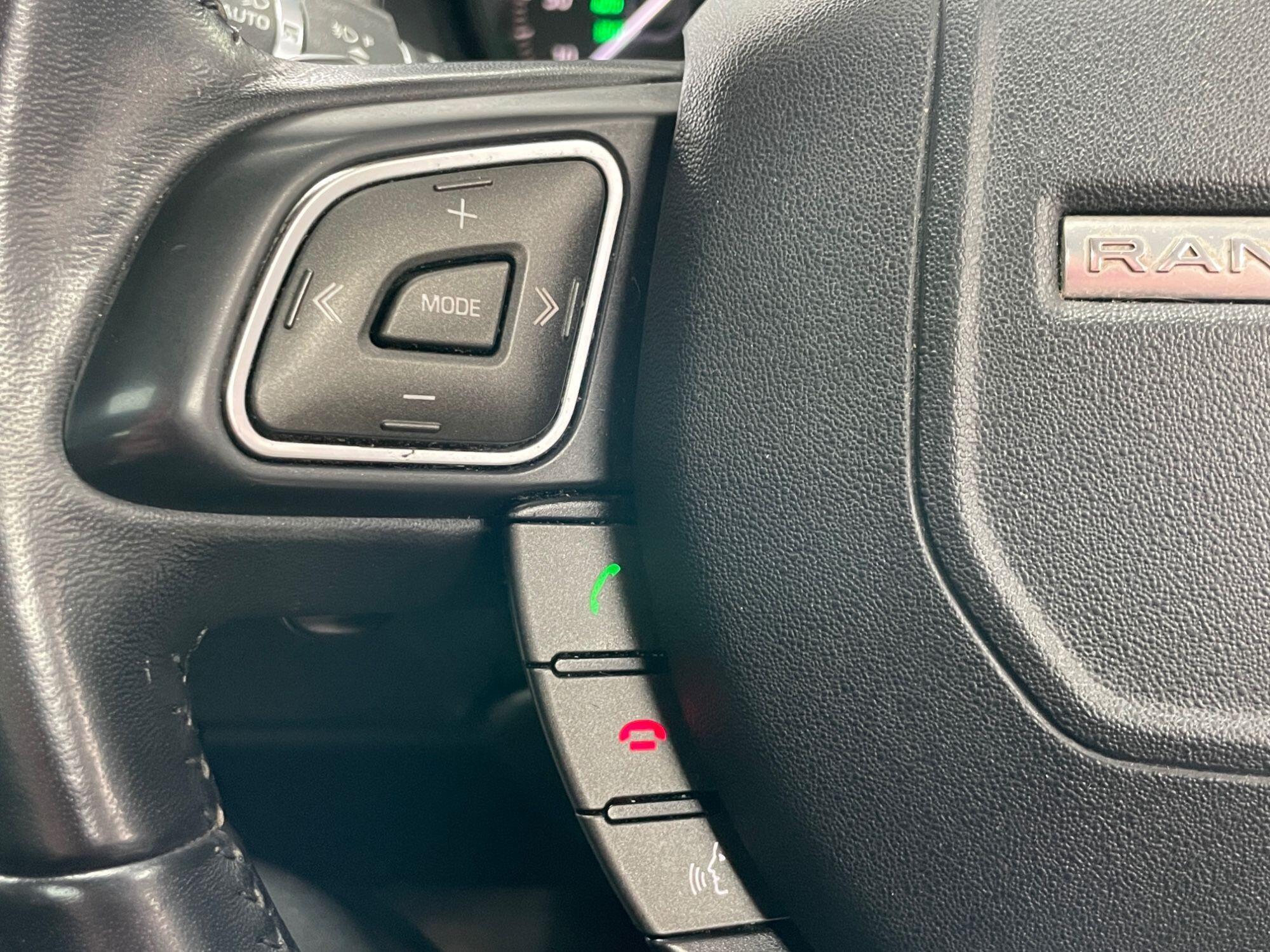 Land Rover Range Rover Evoque - Image 36