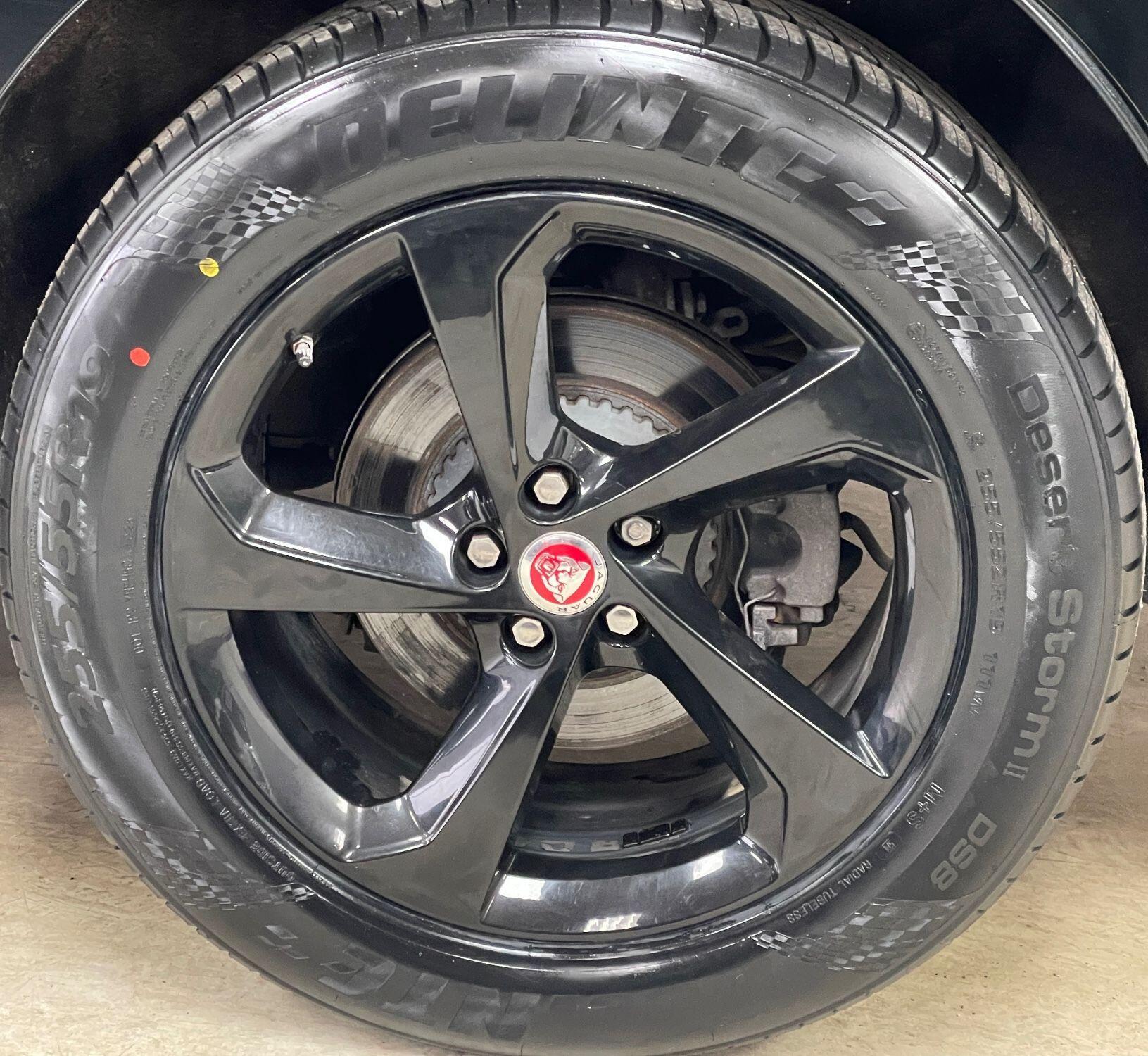 Jaguar F-Pace - Image 17