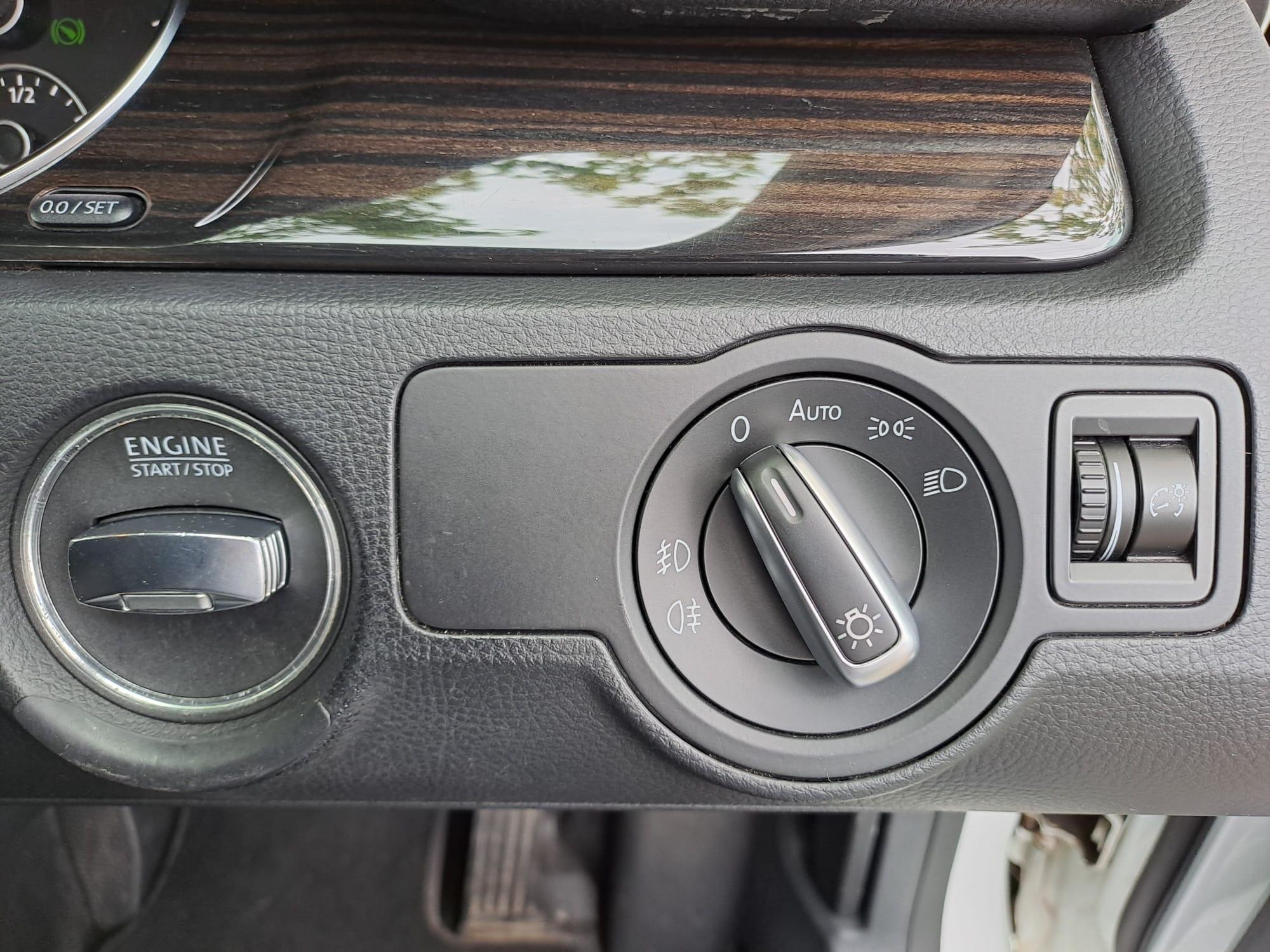 Volkswagen CC - Image 19