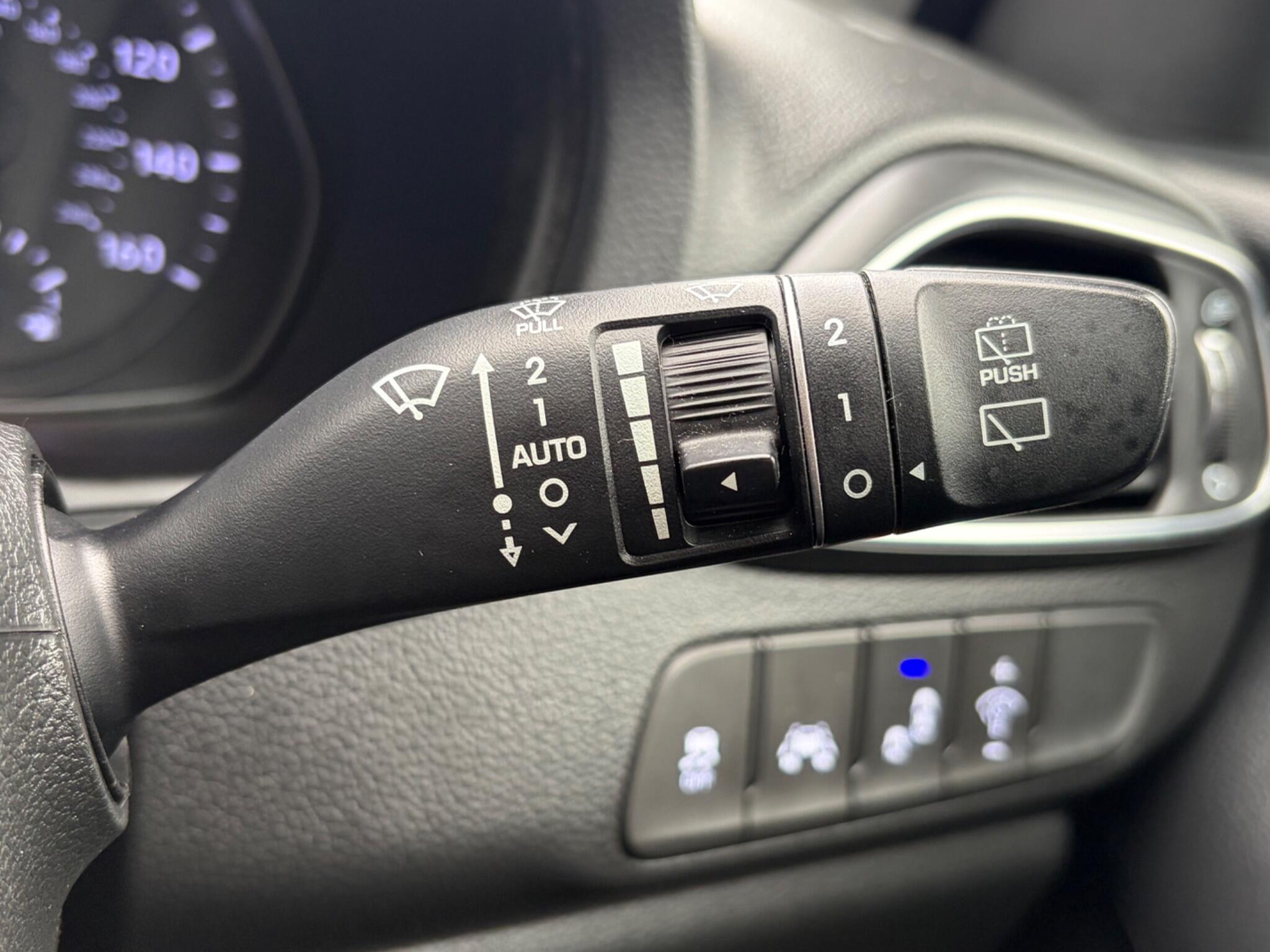 Hyundai i30 - Image 24