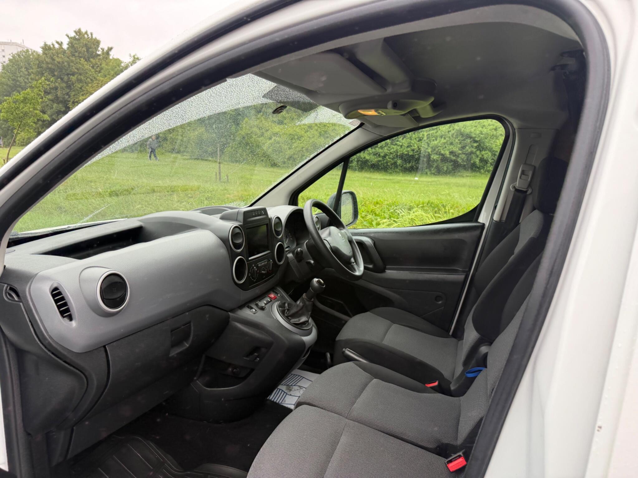 Peugeot Partner - Image 8