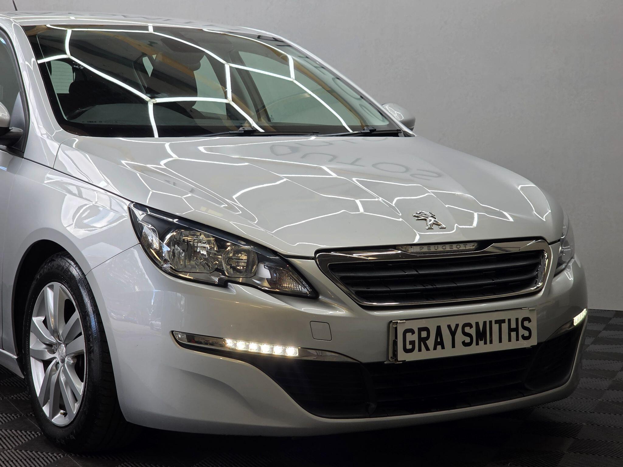 Peugeot 308 - Image 4