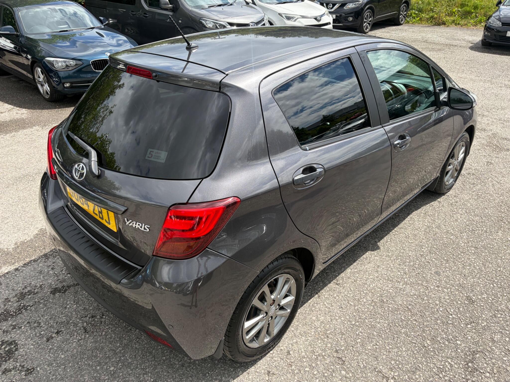 Toyota Yaris - Image 16