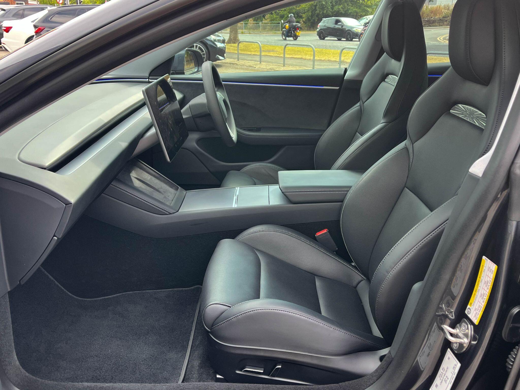 Tesla Model 3 - Image 7