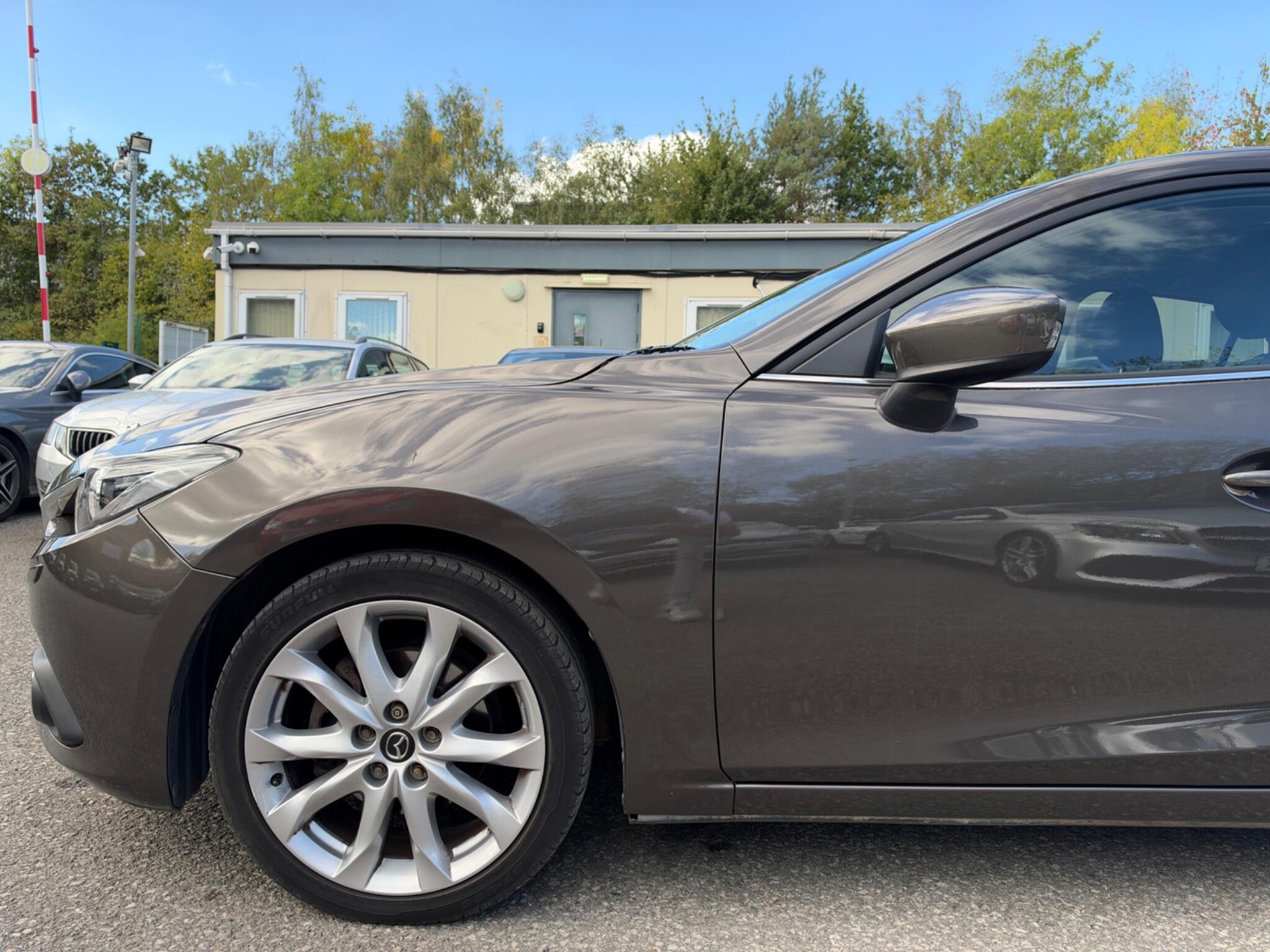 Mazda MAZDA3 - Image 6