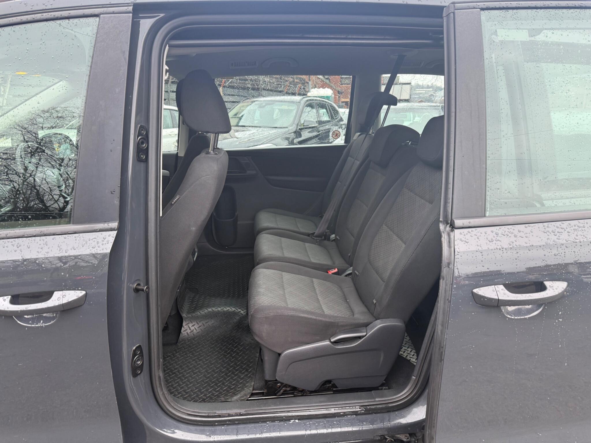 Volkswagen Sharan - Image 21
