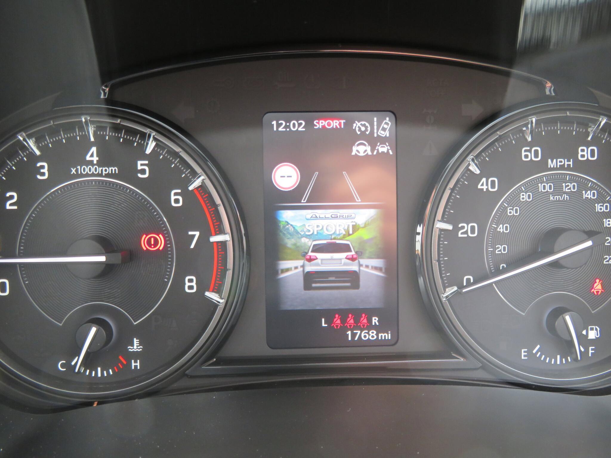 Suzuki Vitara - Image 14
