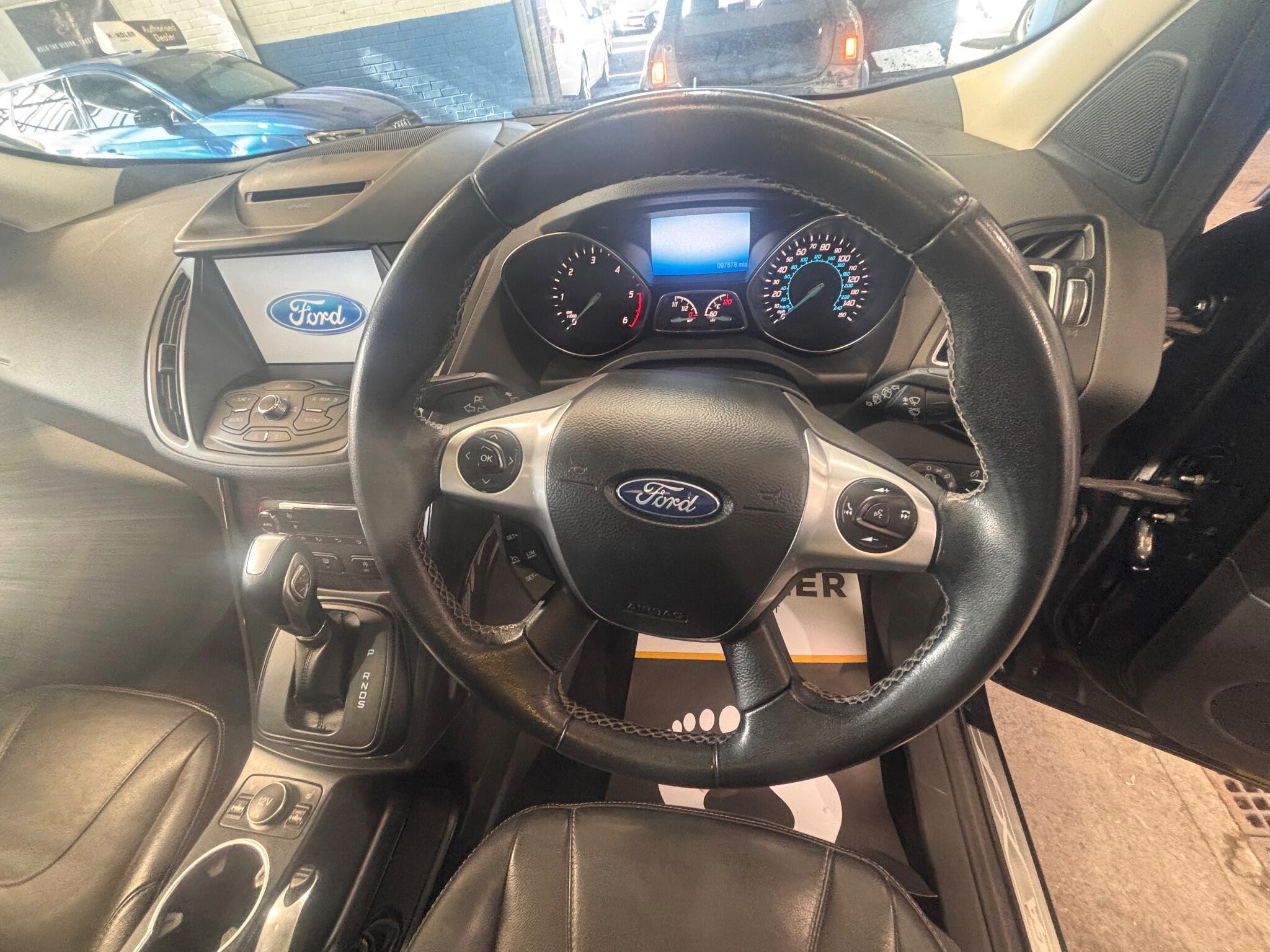 Ford Kuga - Image 27