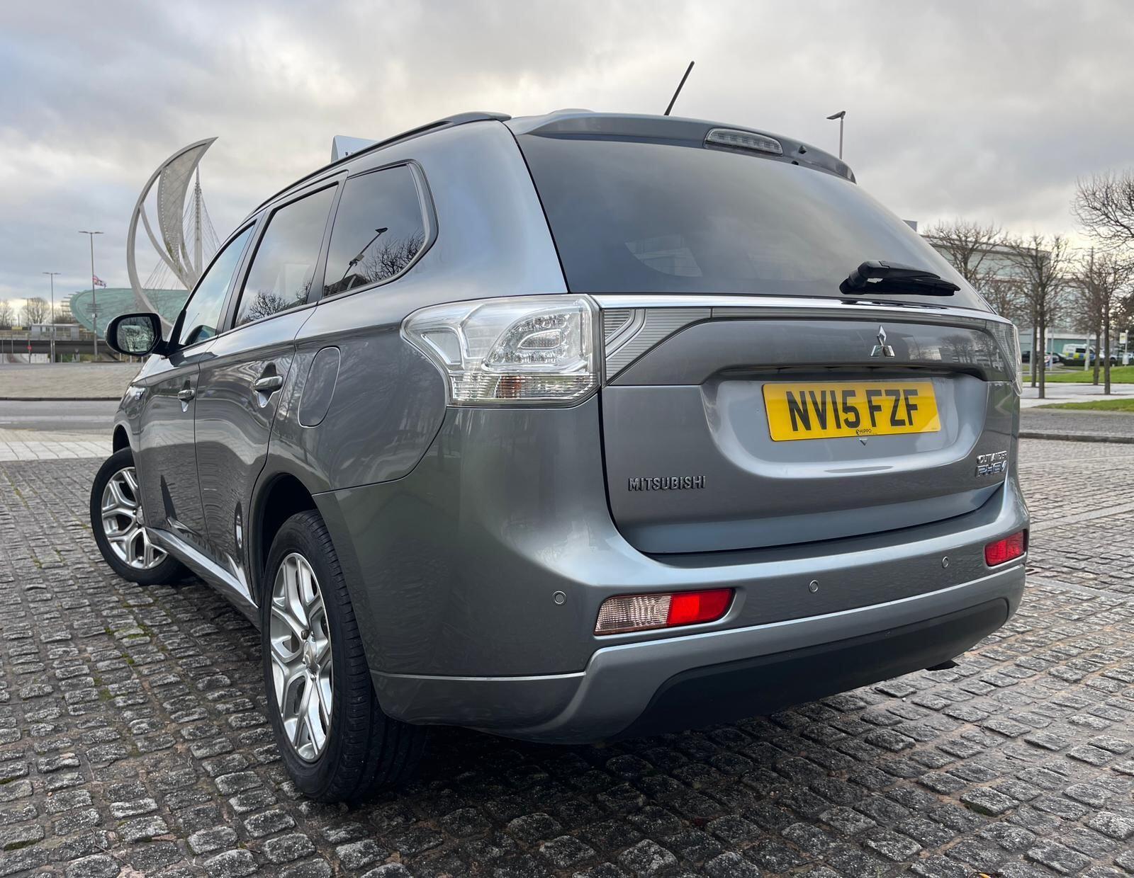 Mitsubishi Outlander - Image 7