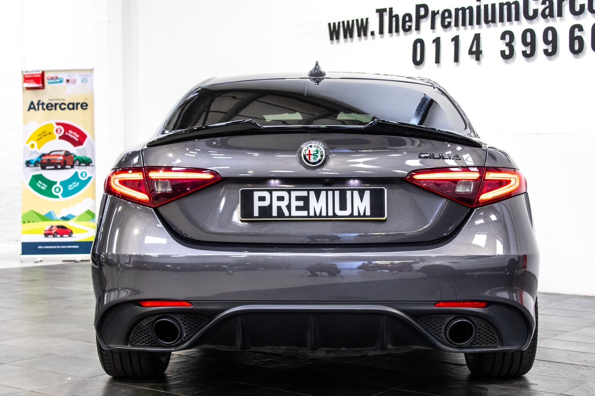 Alfa Romeo Giulia - Image 8