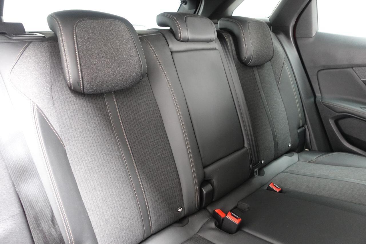 Peugeot 3008 - Image 18