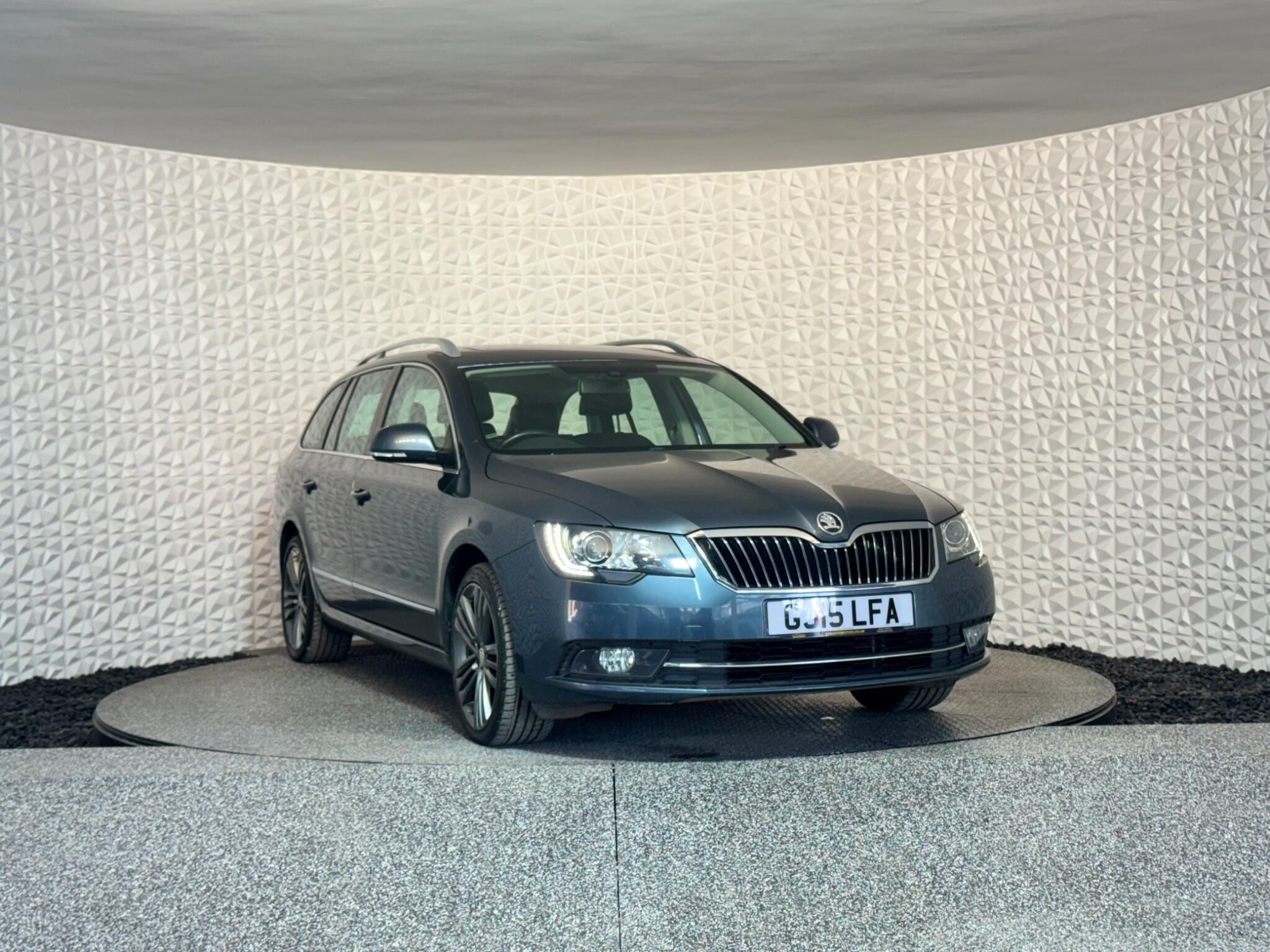 Skoda Superb - Image 8