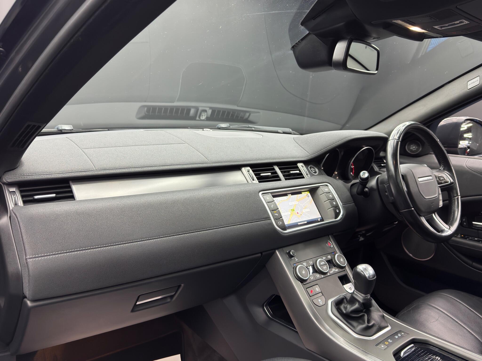 Land Rover Range Rover Evoque - Image 11