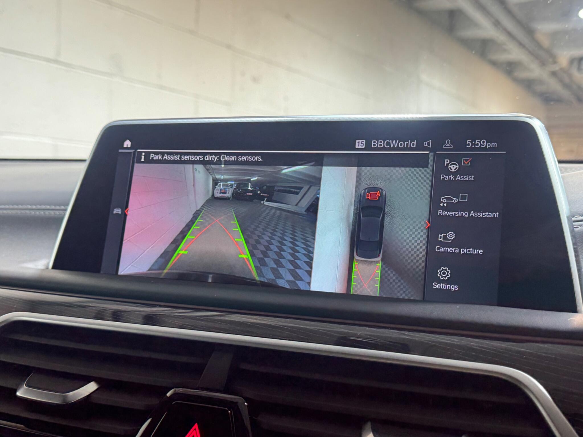 BMW 7 Series - Image 16