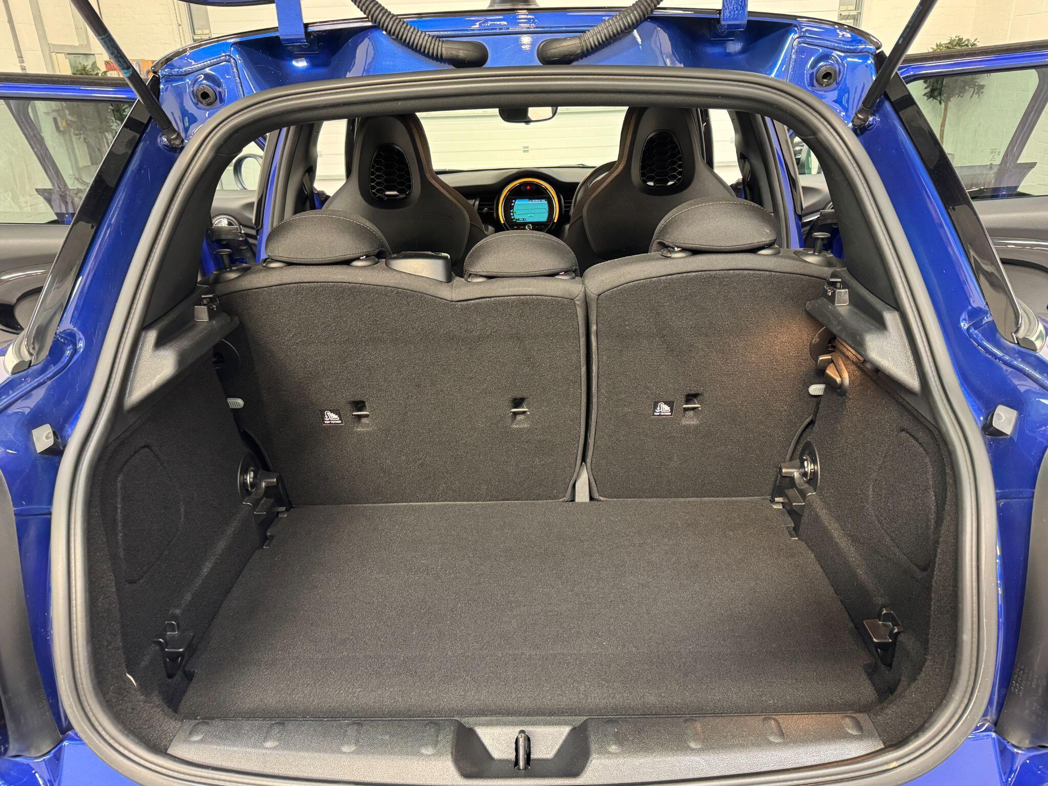 MINI Hatch - Image 76