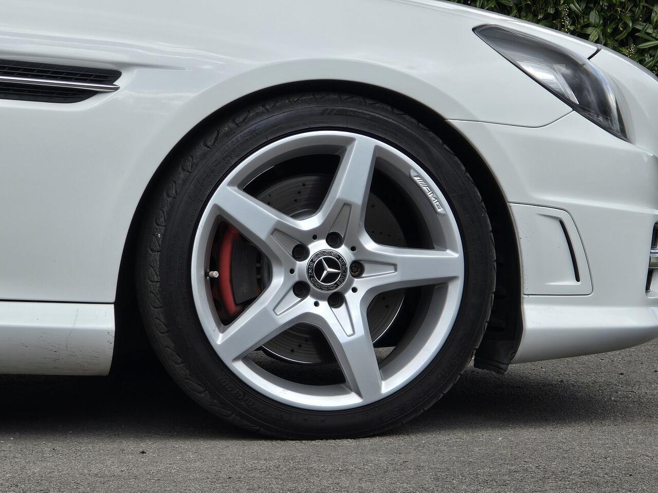 Mercedes SLK - Image 13