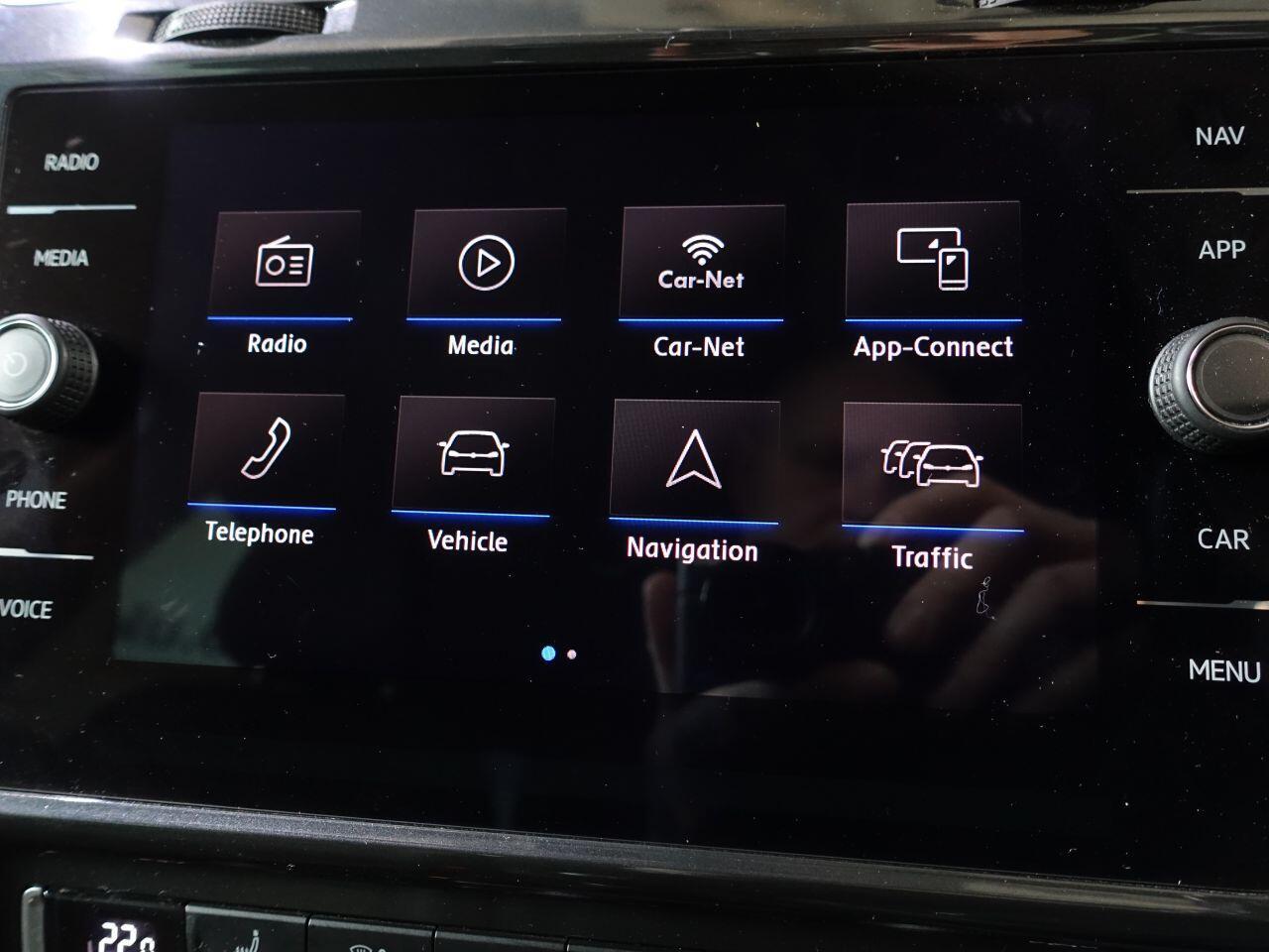 Volkswagen Golf - Image 33