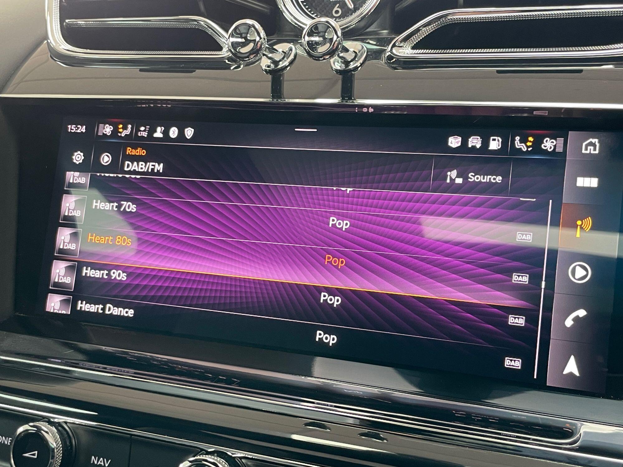 Bentley Bentayga - Image 53