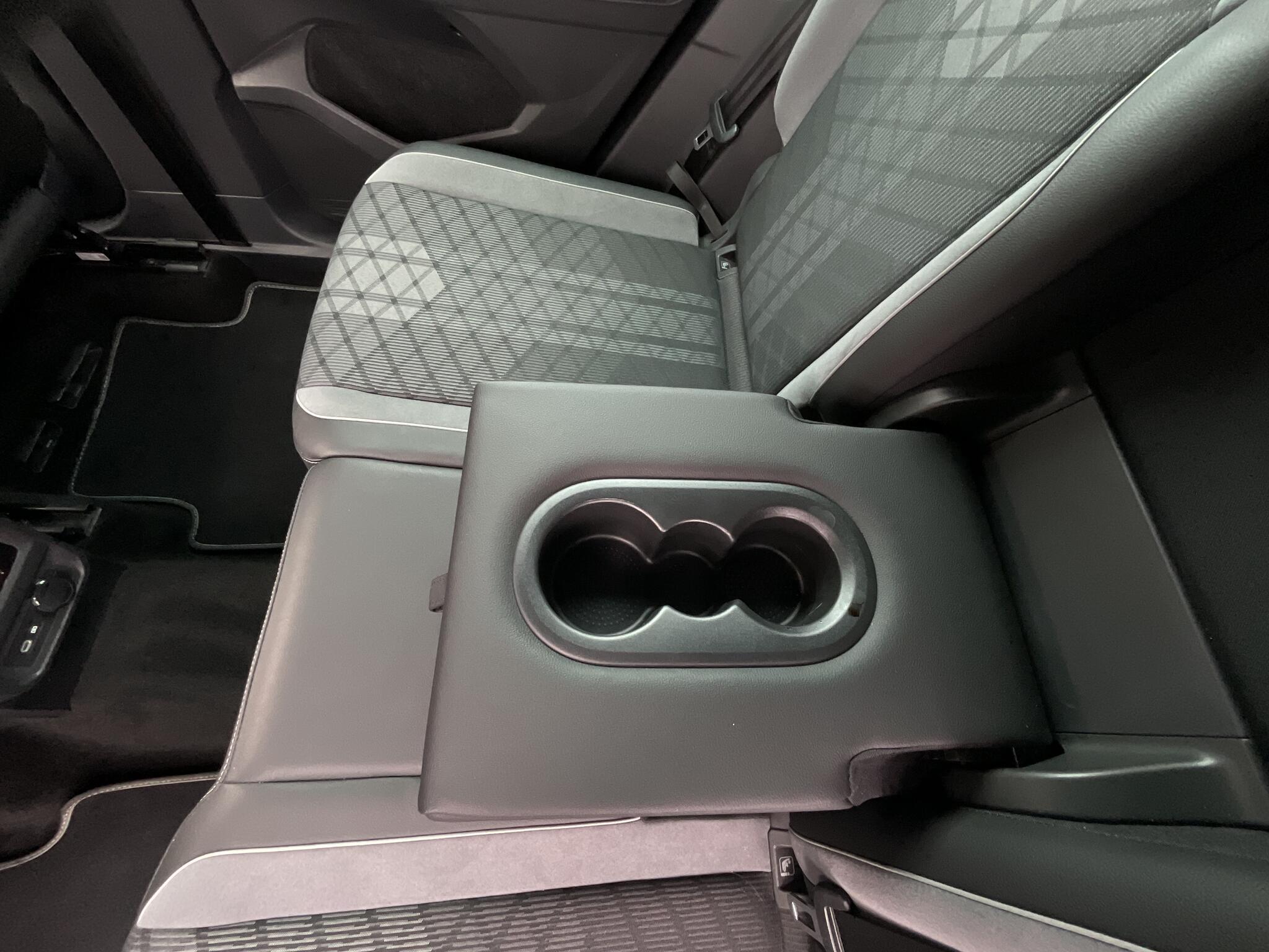 Volkswagen Tiguan - Image 16