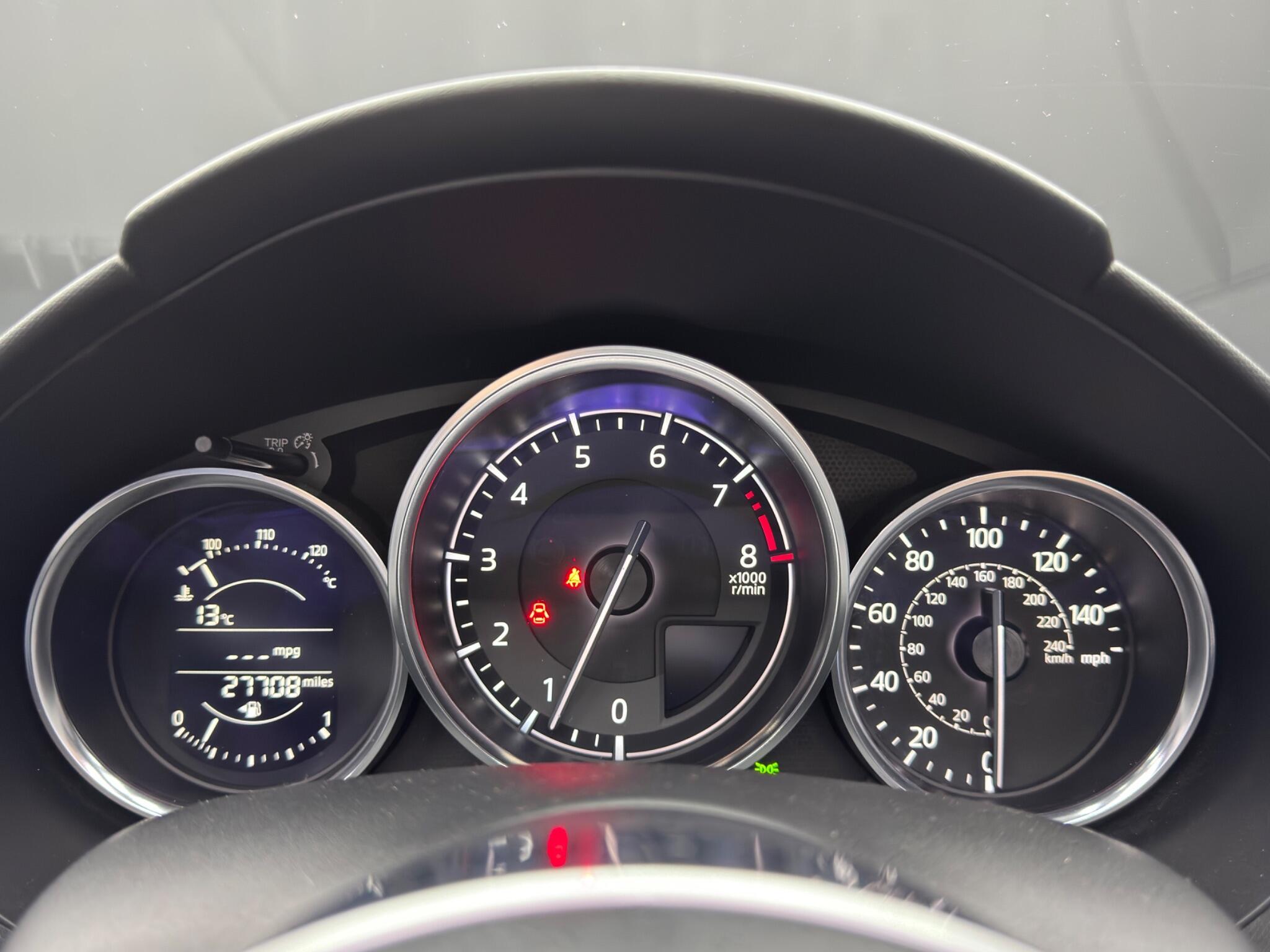 Mazda MX-5 - Image 18