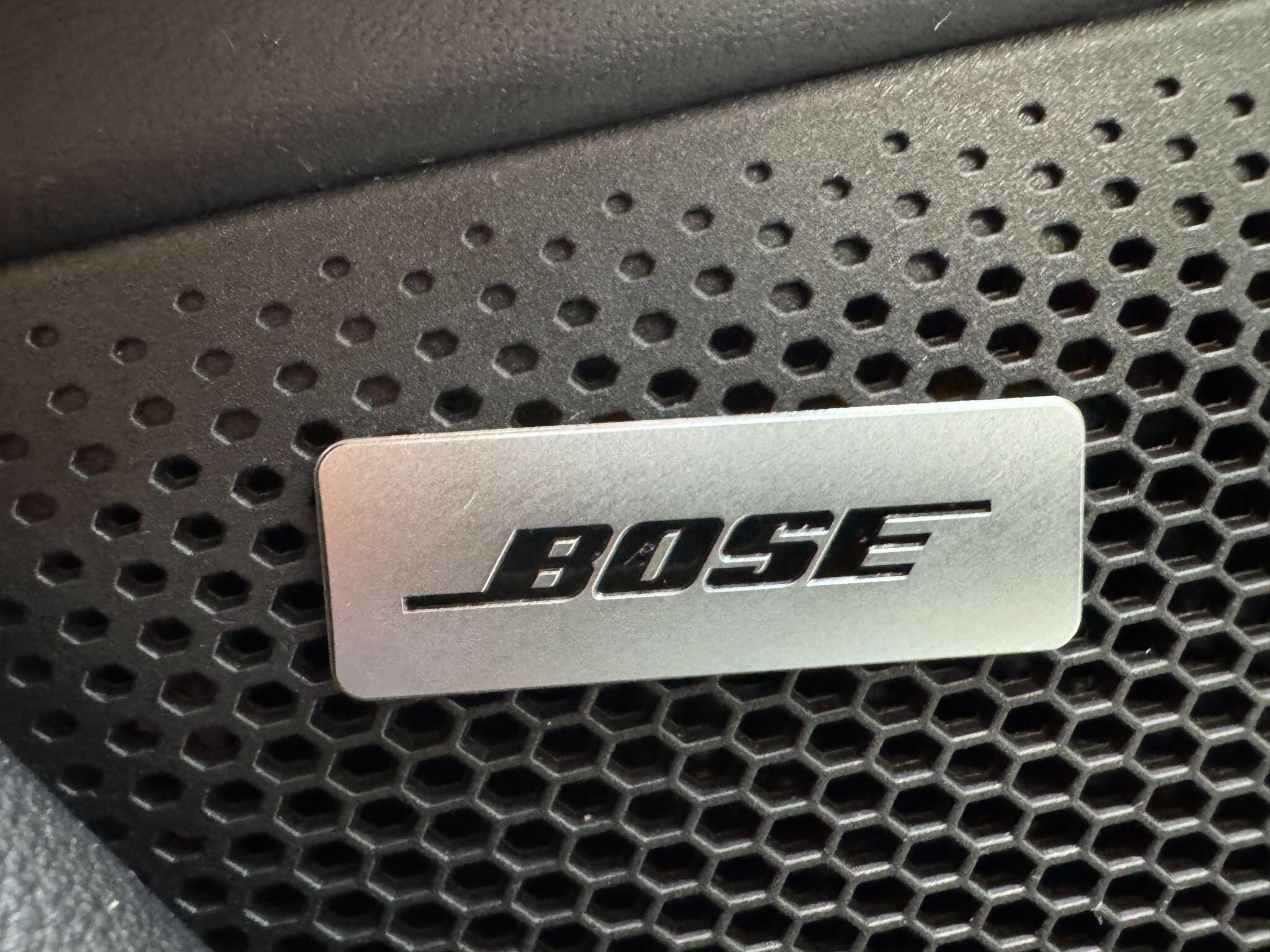 Porsche Taycan - Image 55