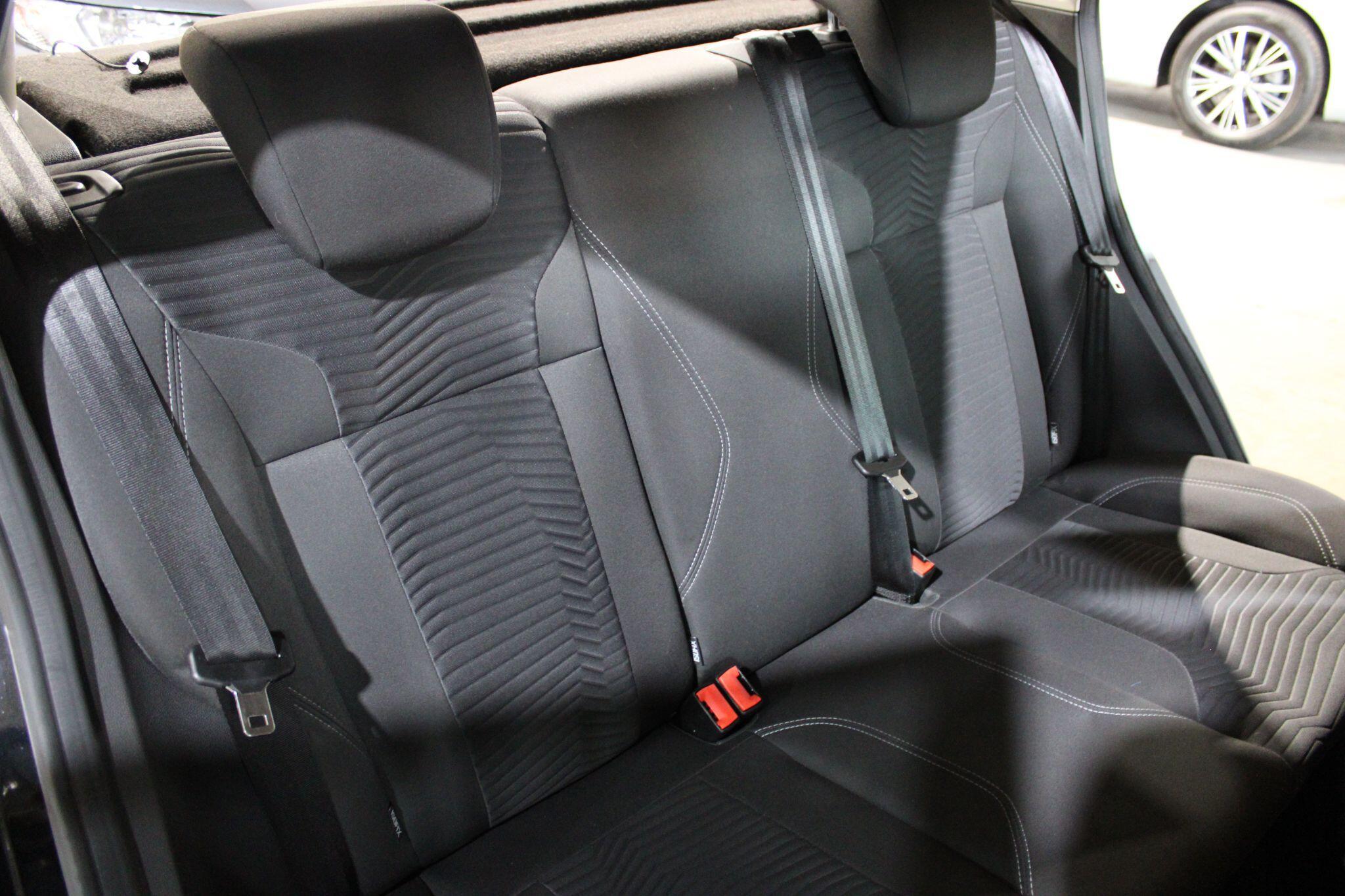 Ford Fiesta - Image 17