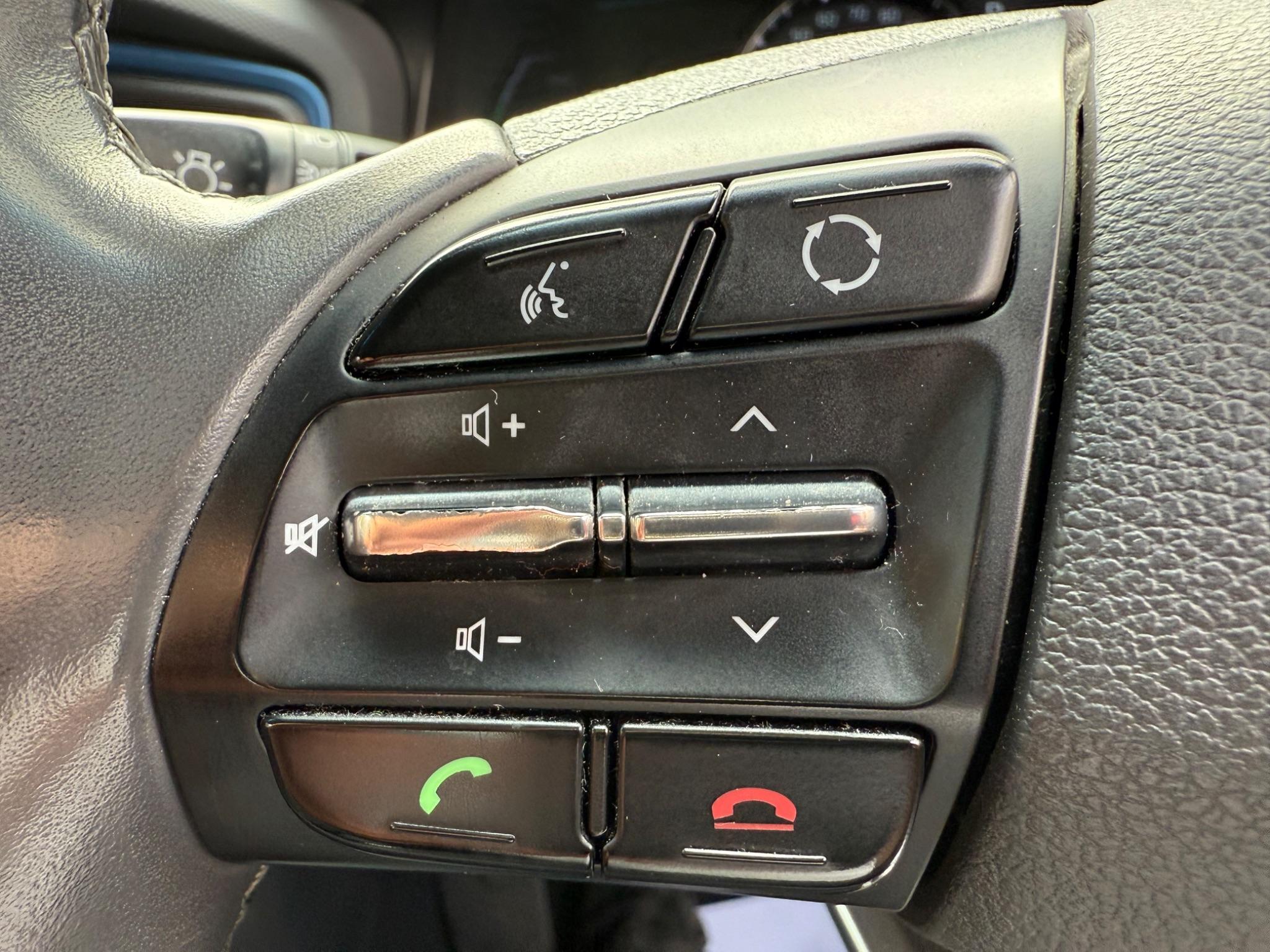 Hyundai Ioniq - Image 33