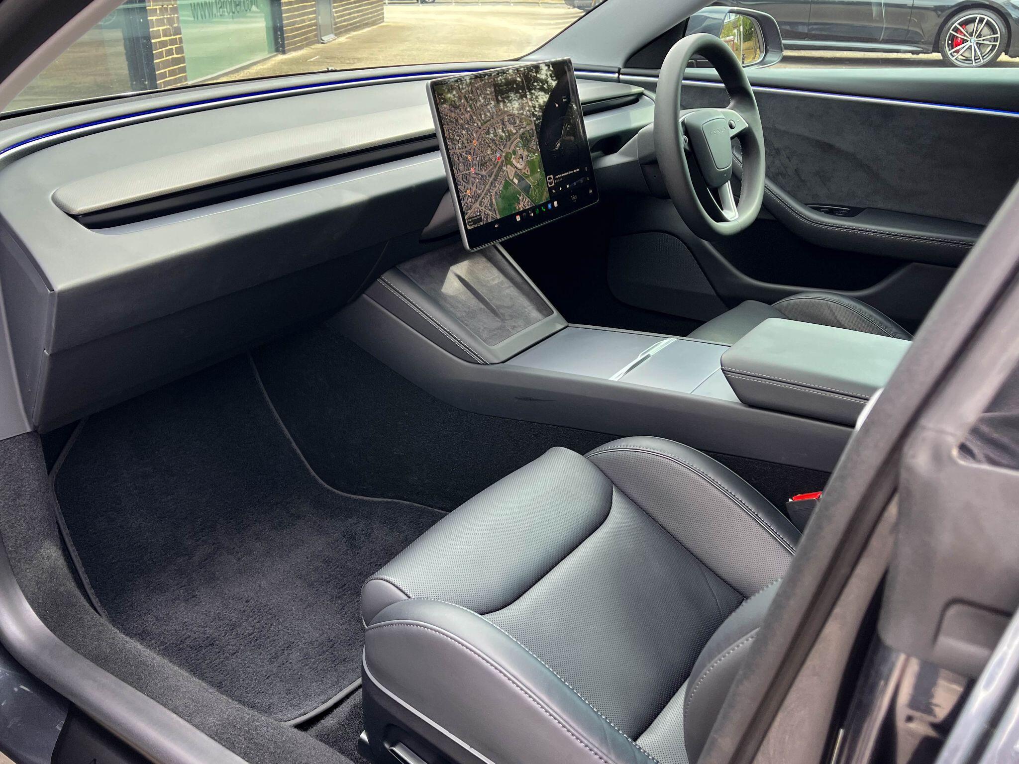 Tesla Model 3 - Image 6