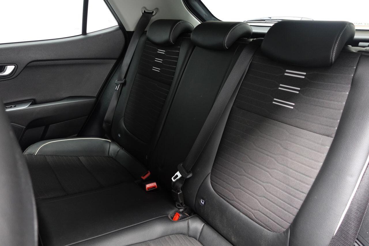 Kia Stonic - Image 37