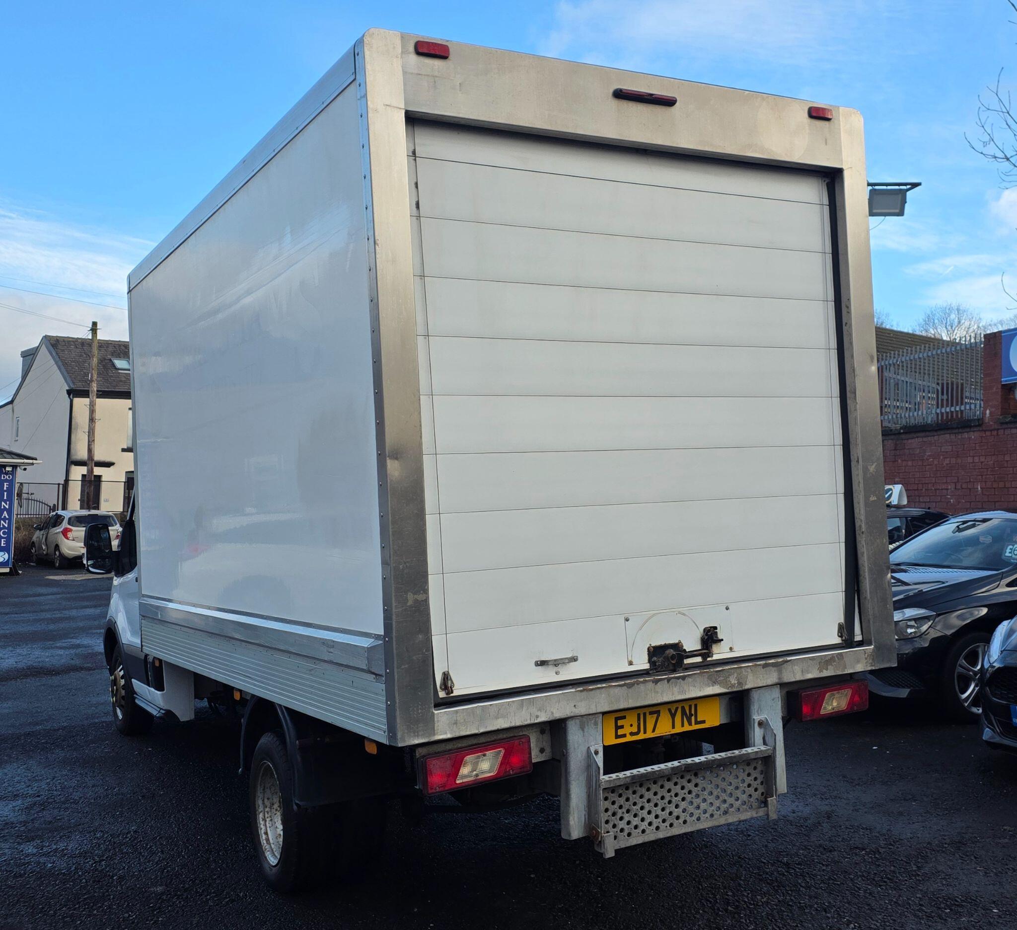 Ford Transit - Image 5