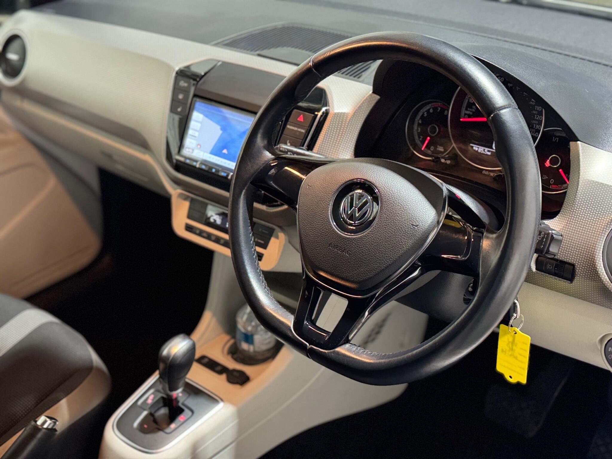 Volkswagen up! - Image 34