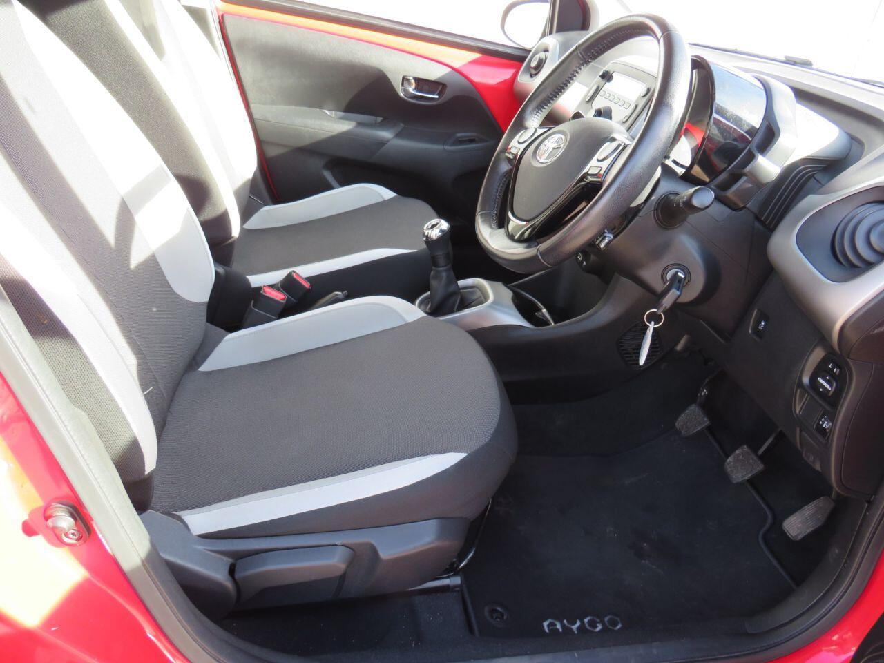 Toyota Aygo - Image 7