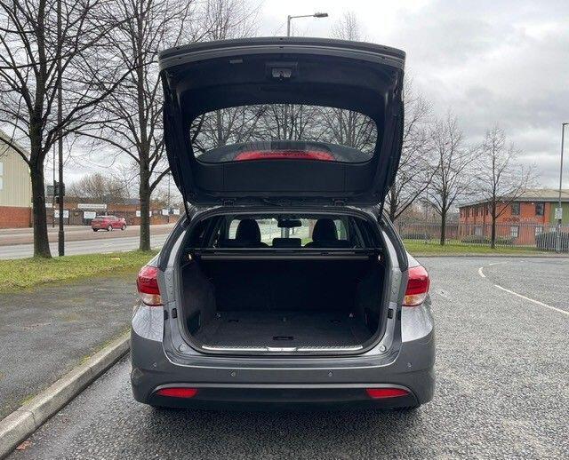 Hyundai i40 - Image 47