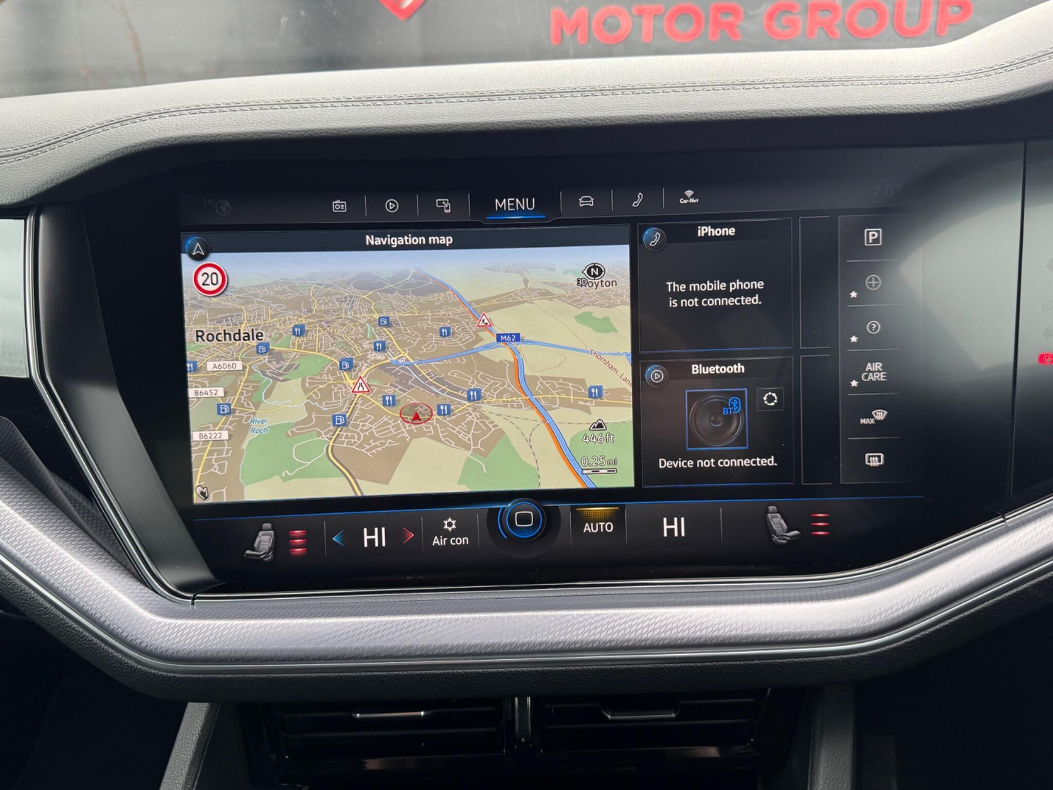 Volkswagen Touareg - Image 50