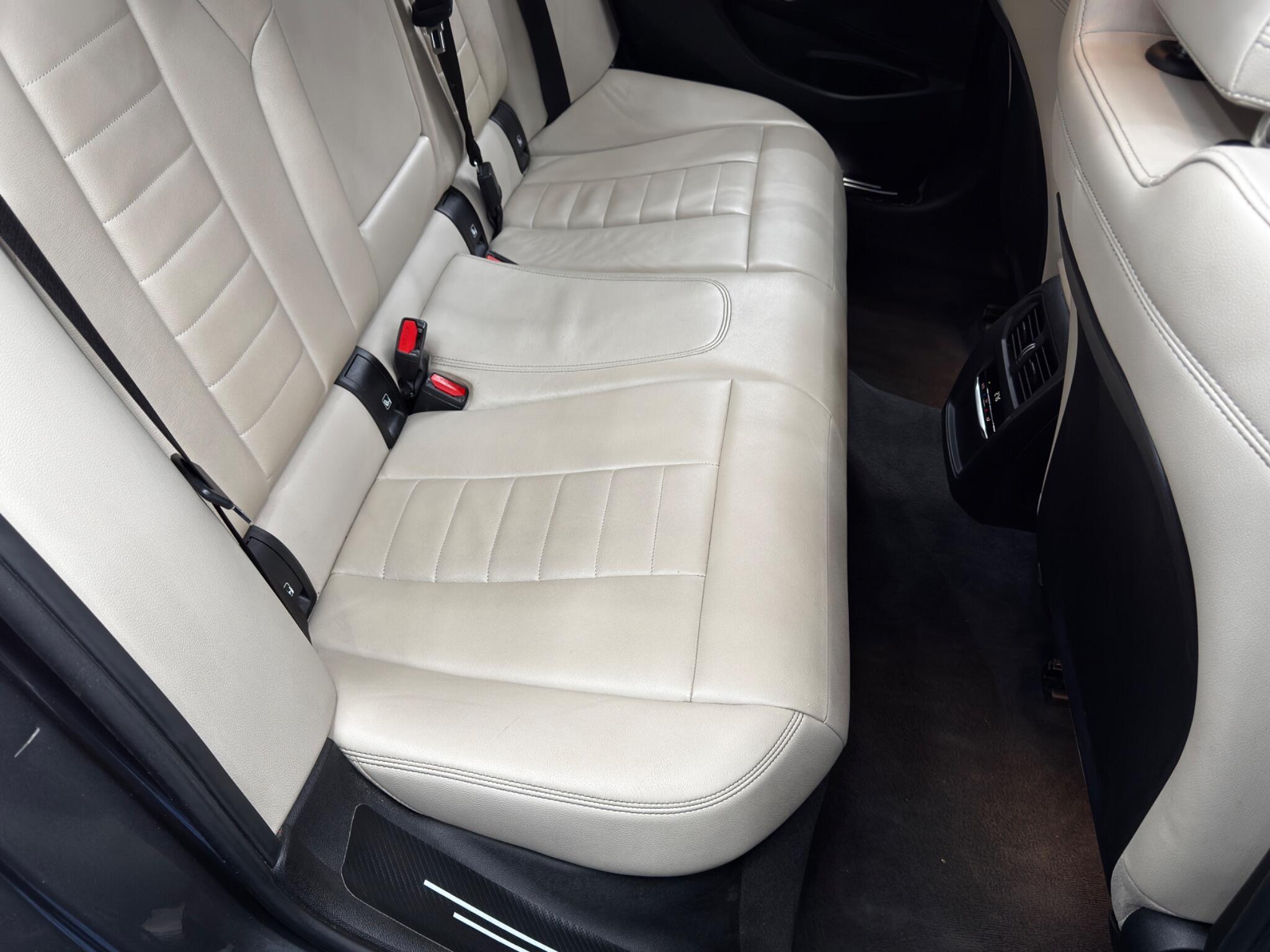 BMW 3 Series - Image 16