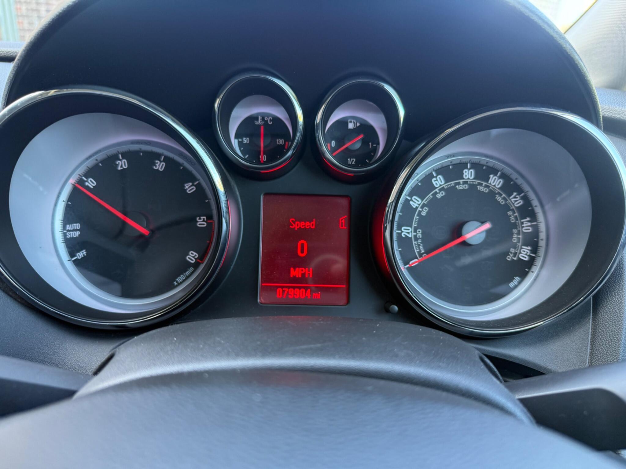 Vauxhall Astra - Image 12