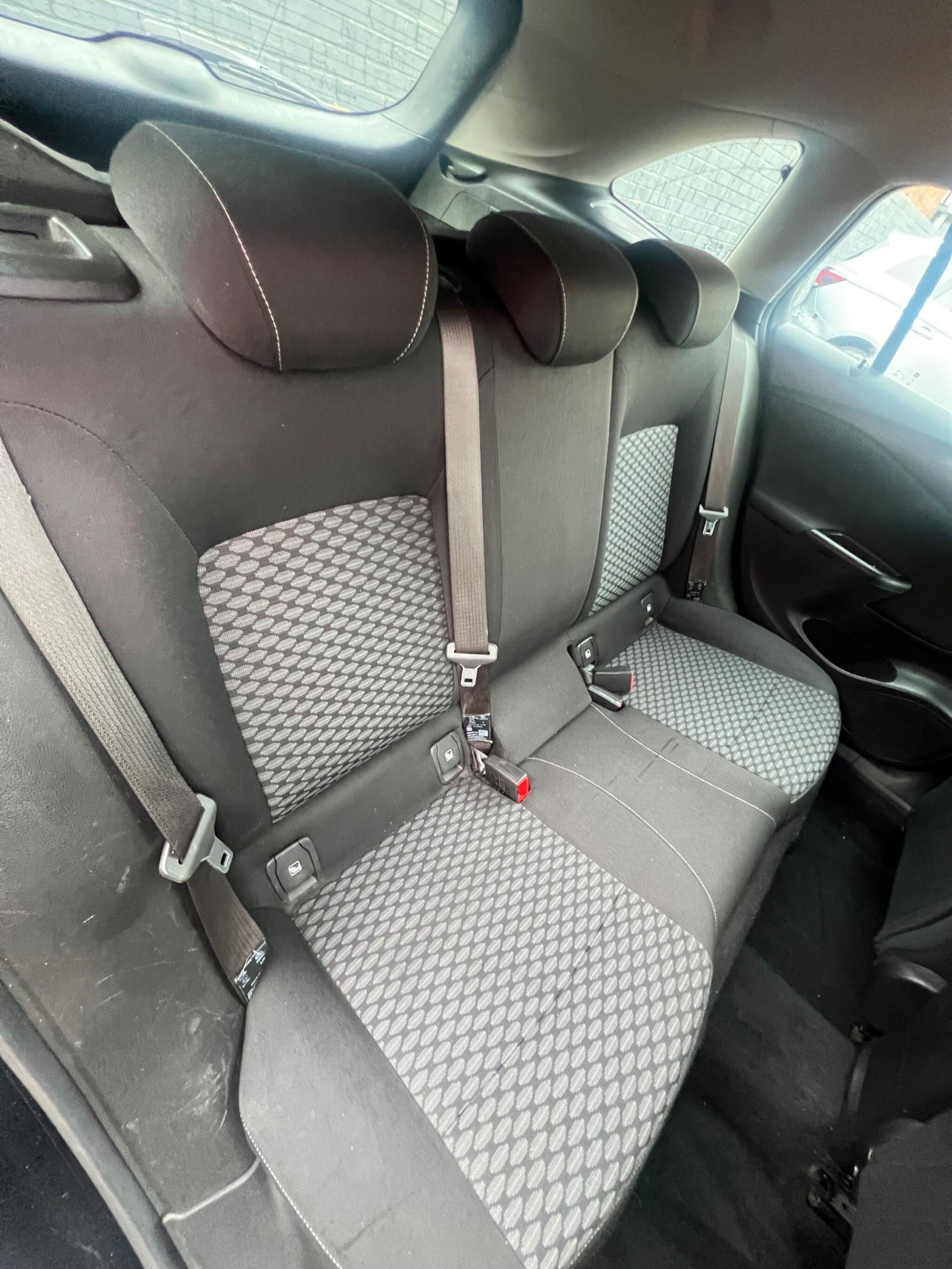 Vauxhall Astra - Image 34