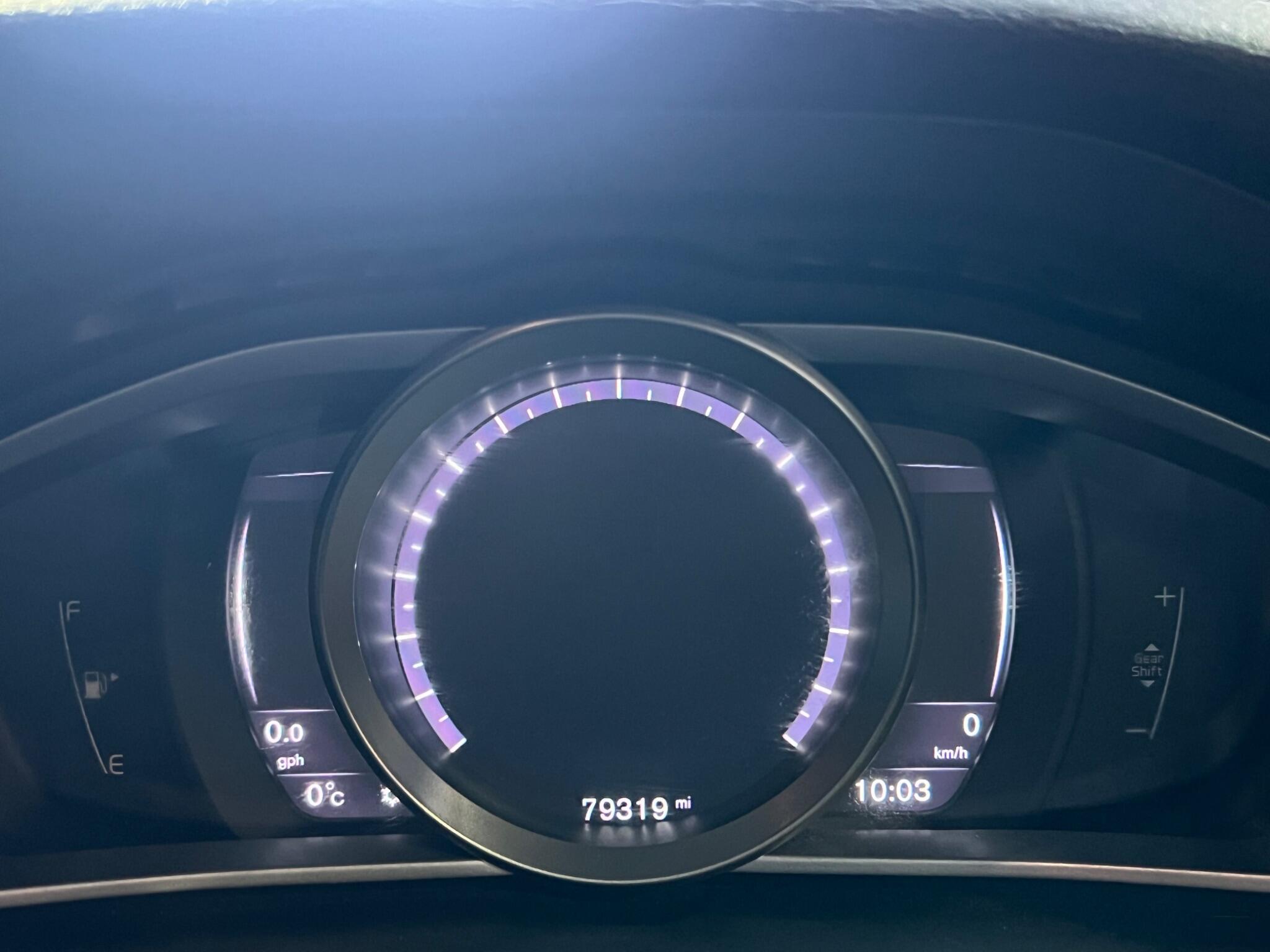 Volvo V40 - Image 22