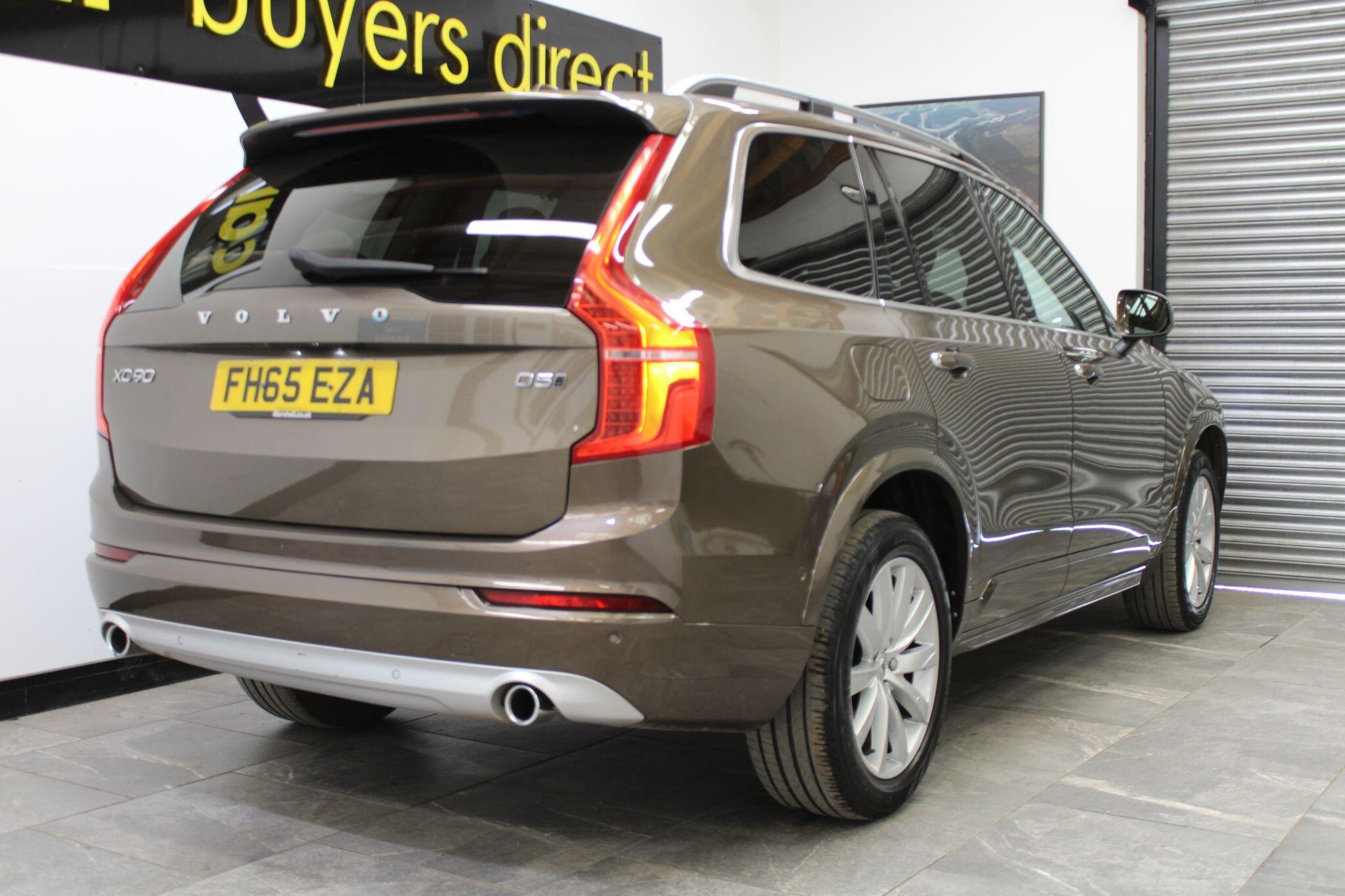 Volvo XC90 - Image 18