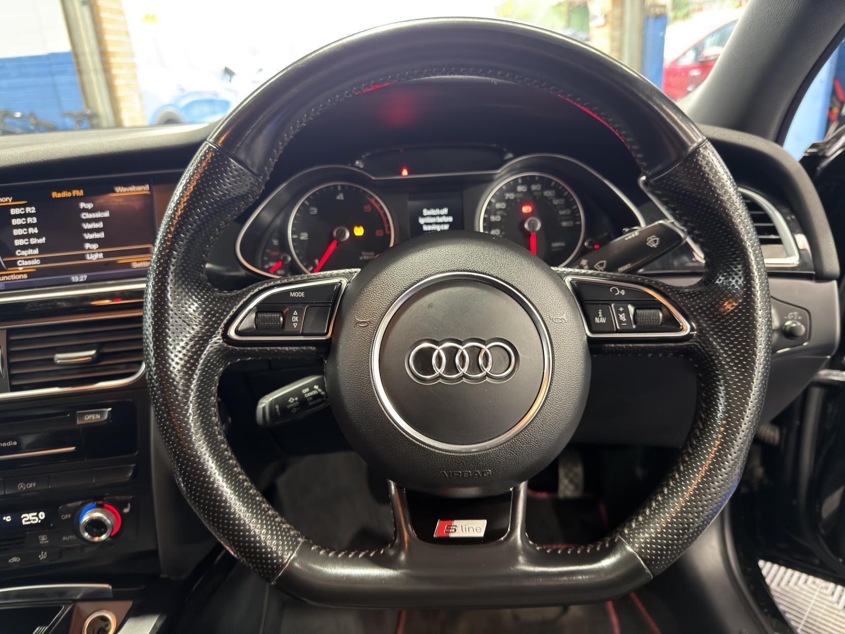 Audi A4 - Image 20