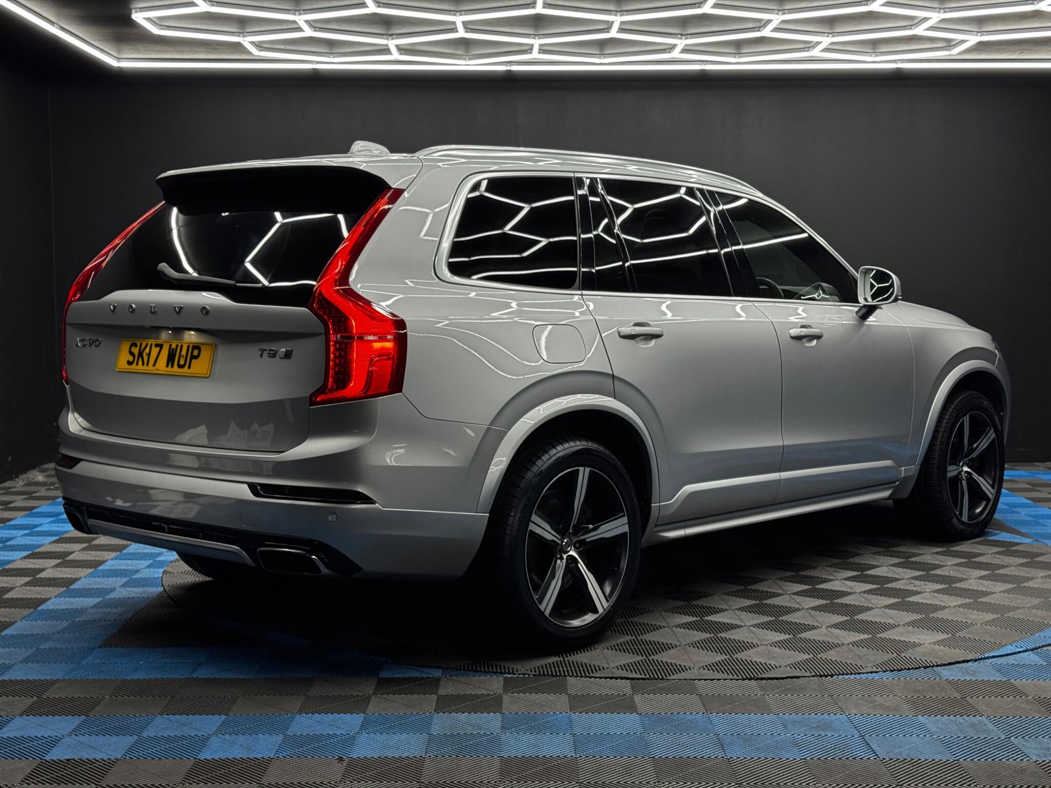 Volvo XC90 - Image 5