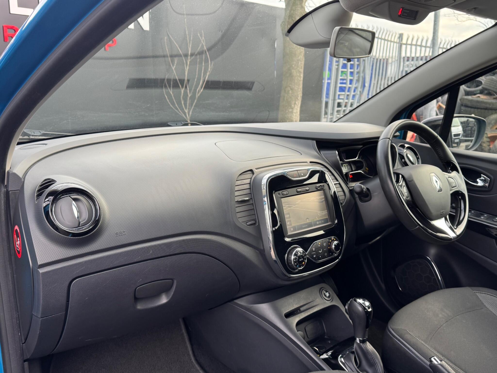 Renault Captur - Image 17