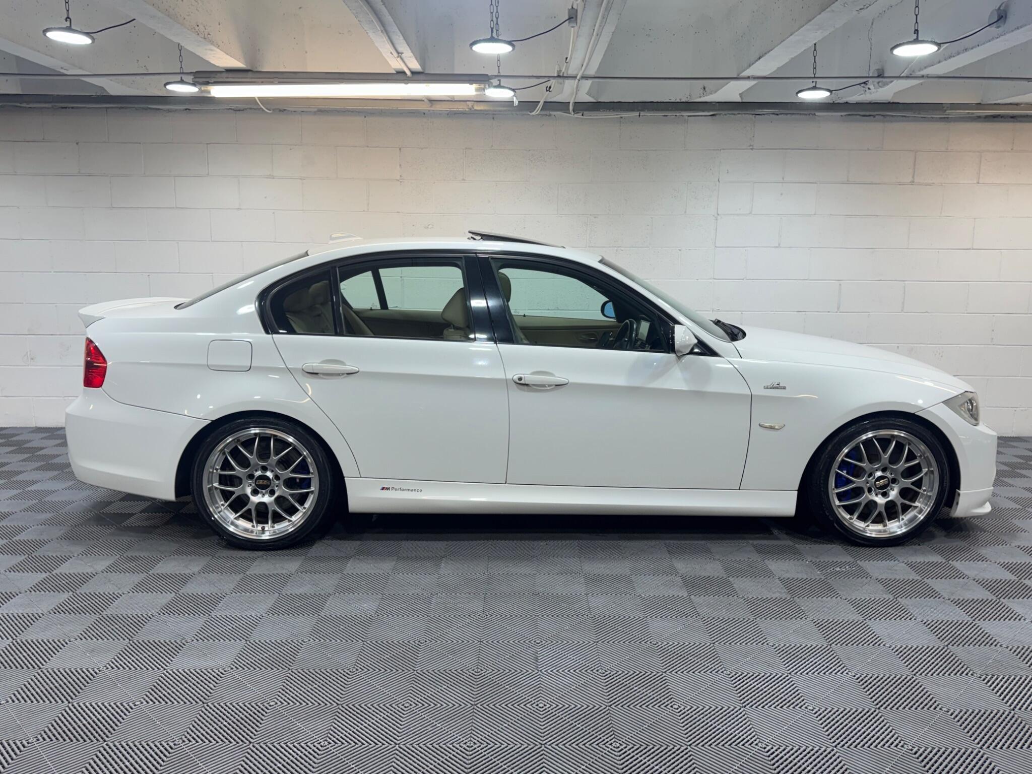 BMW 3 Series - Image 5